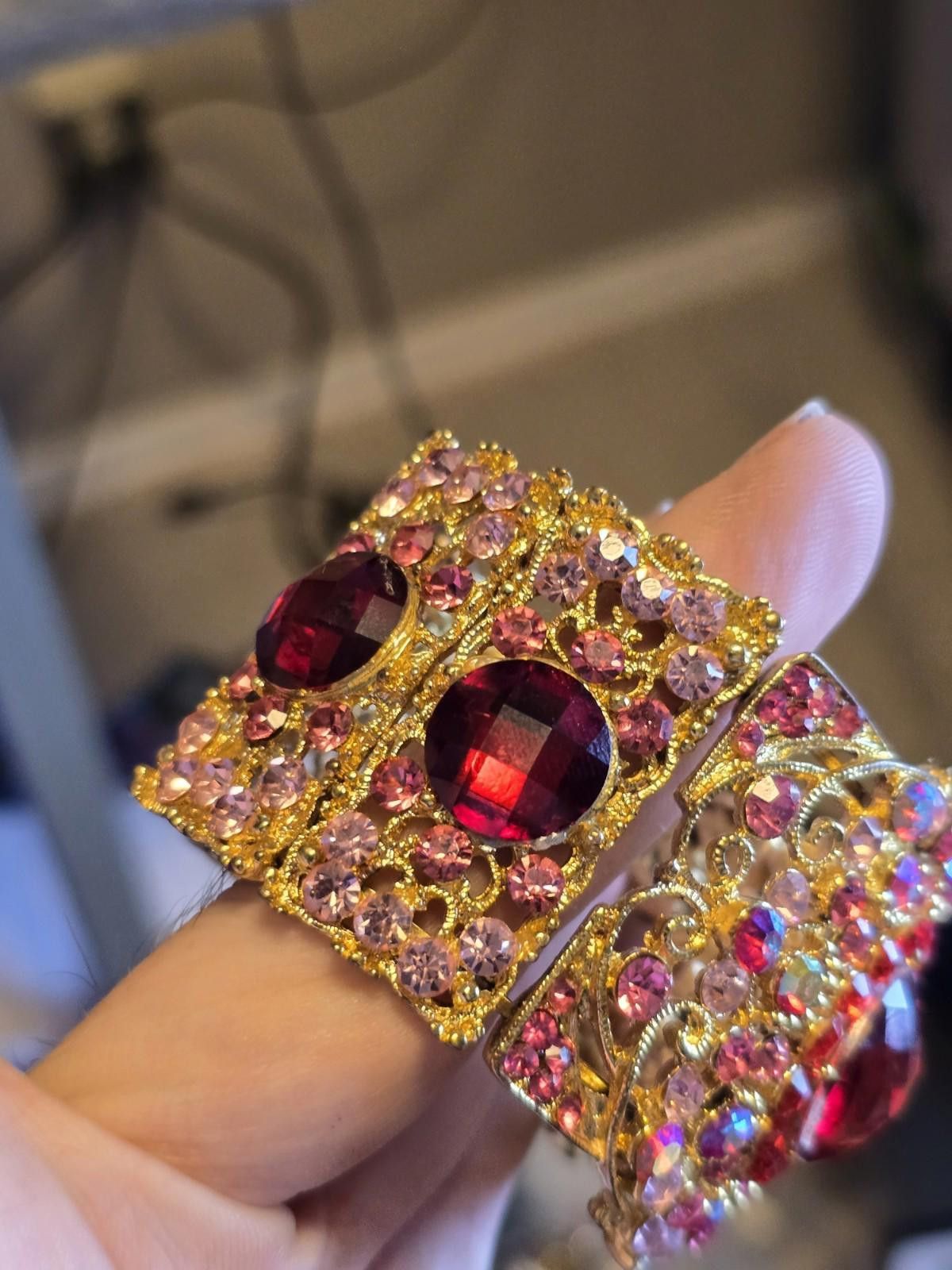 Pink Vintage Gold Tone Cuff Bracelet Pink/Red Rhinestones Baroque Size ONE SIZE - 8 Thumbnail