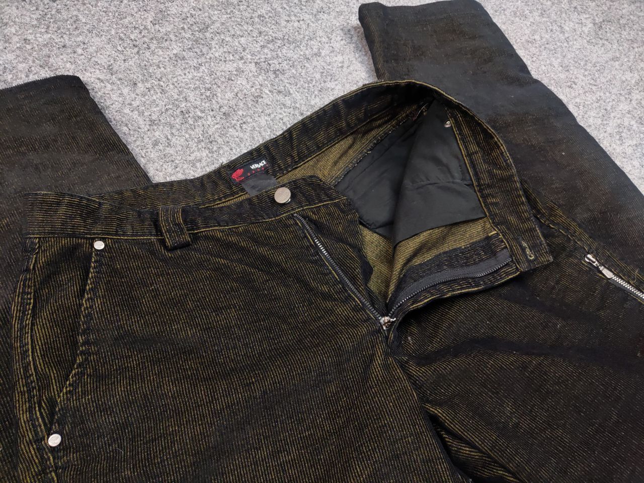 Versace 🔥 Vintage 90's Versace Corduroy Gradient fabric Zip Pants Size US 34 / EU 50 - 17 Thumbnail