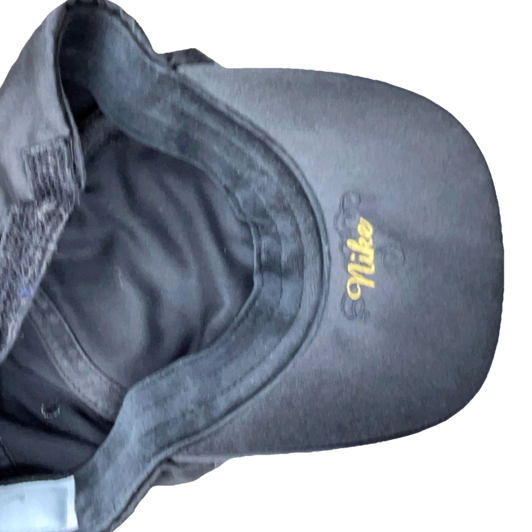 Nike VINTAGE Nike Hat Cap Black Velvet Valor Strap Back Ladies Womens Y2K Cyber 00s* Nike Cap Women Adjustable Velvet Logo Sports Modern 90s Size ONE SIZE - 3 Thumbnail
