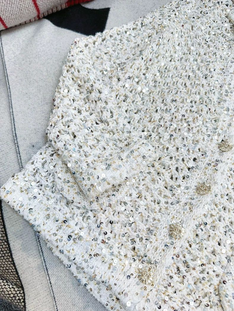 Chanel Chanel 23C early spring vacation white sequin knitted card Size XXS / US 00 / IT 34 - 5 Thumbnail