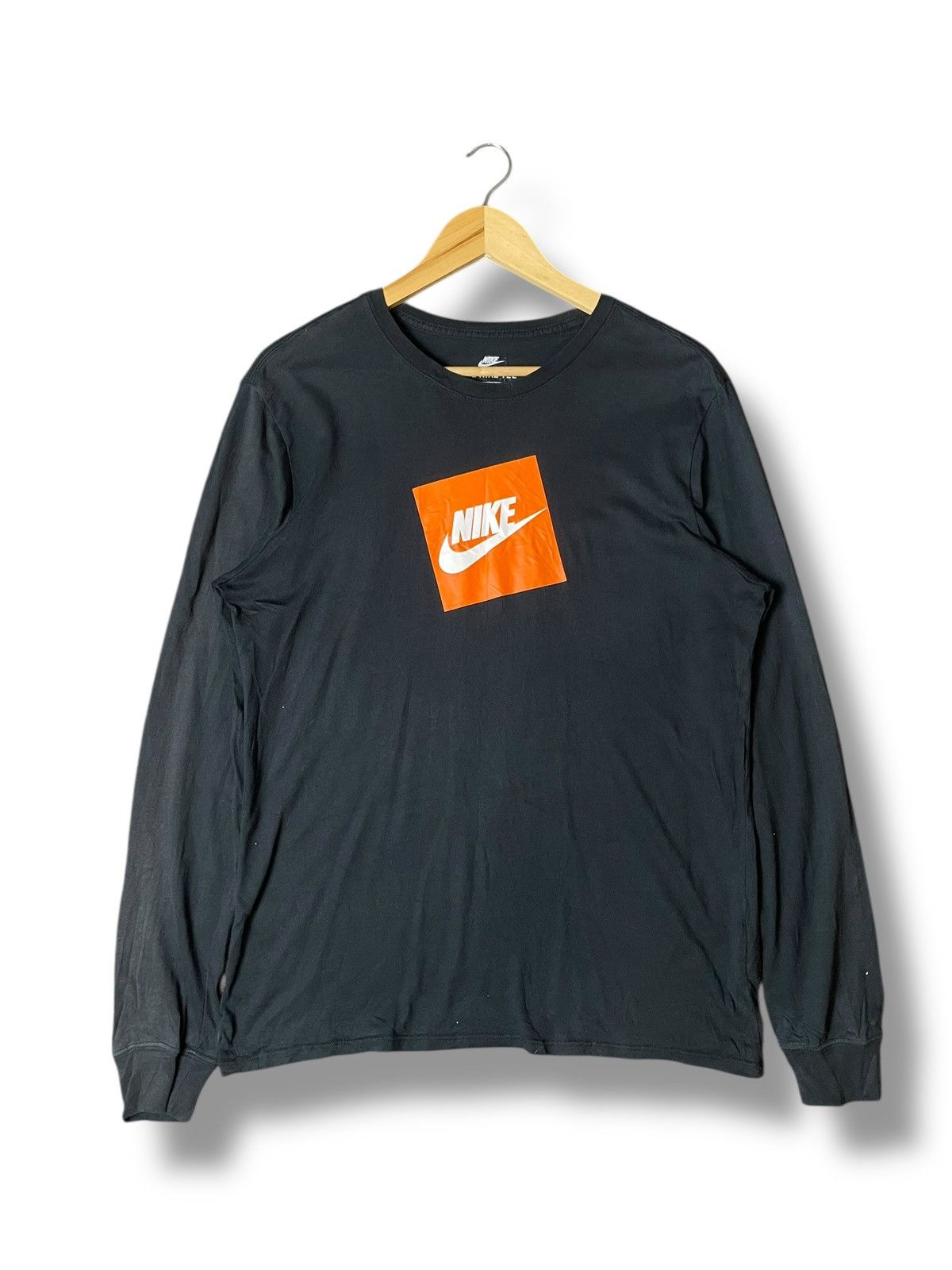 Japanese Brand × Nike × Vintage NIKE Box Logo Pullover Long Sleeve Tshirt (115) Size US L / EU 52-54 / 3 - 1 Thumbnail