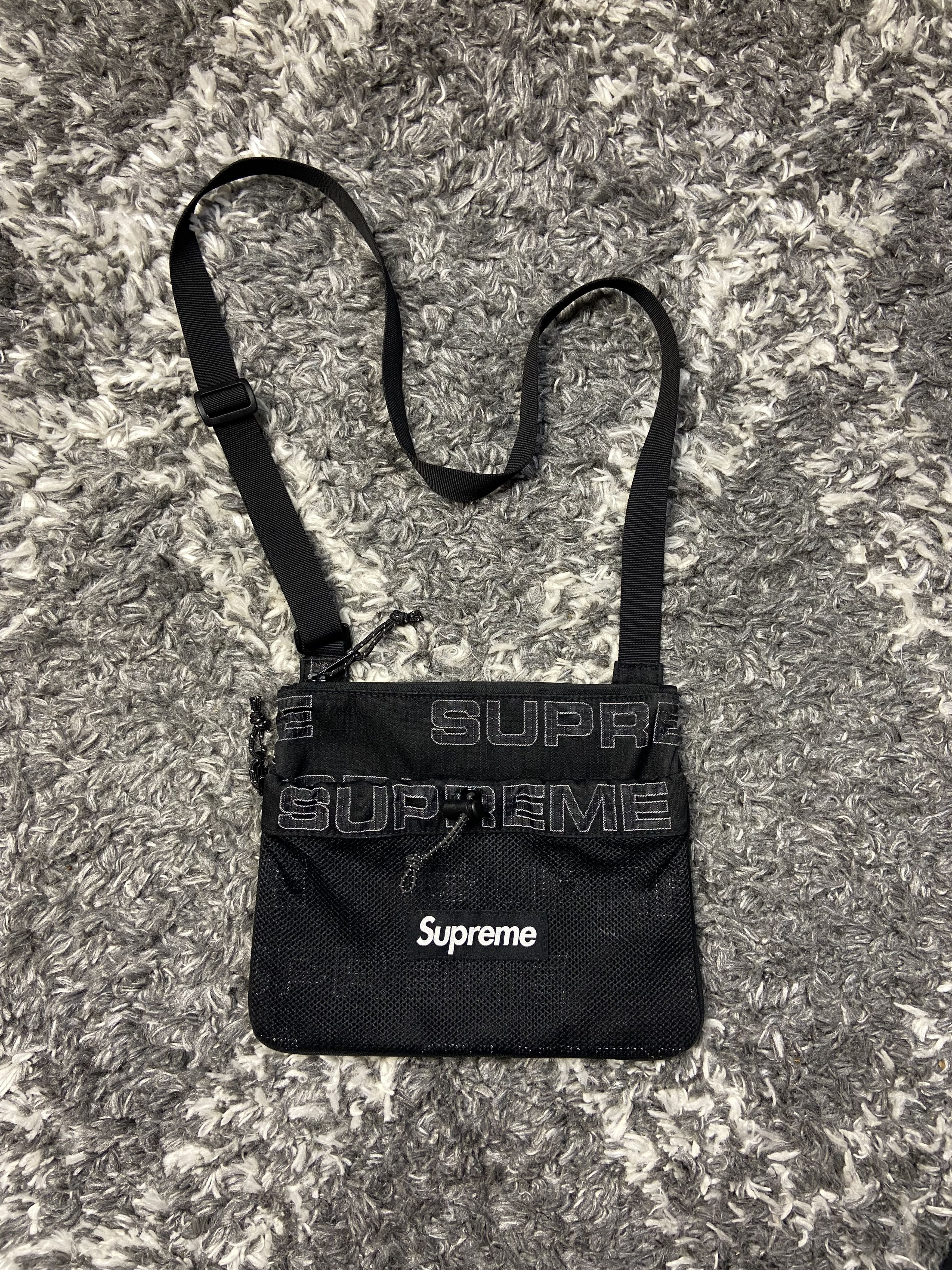 美品　Supreme Zip Tote Bag Black 20fw Supreme Zip Tote Bag Black 20fw ダッフルバッグ Supreme Tote