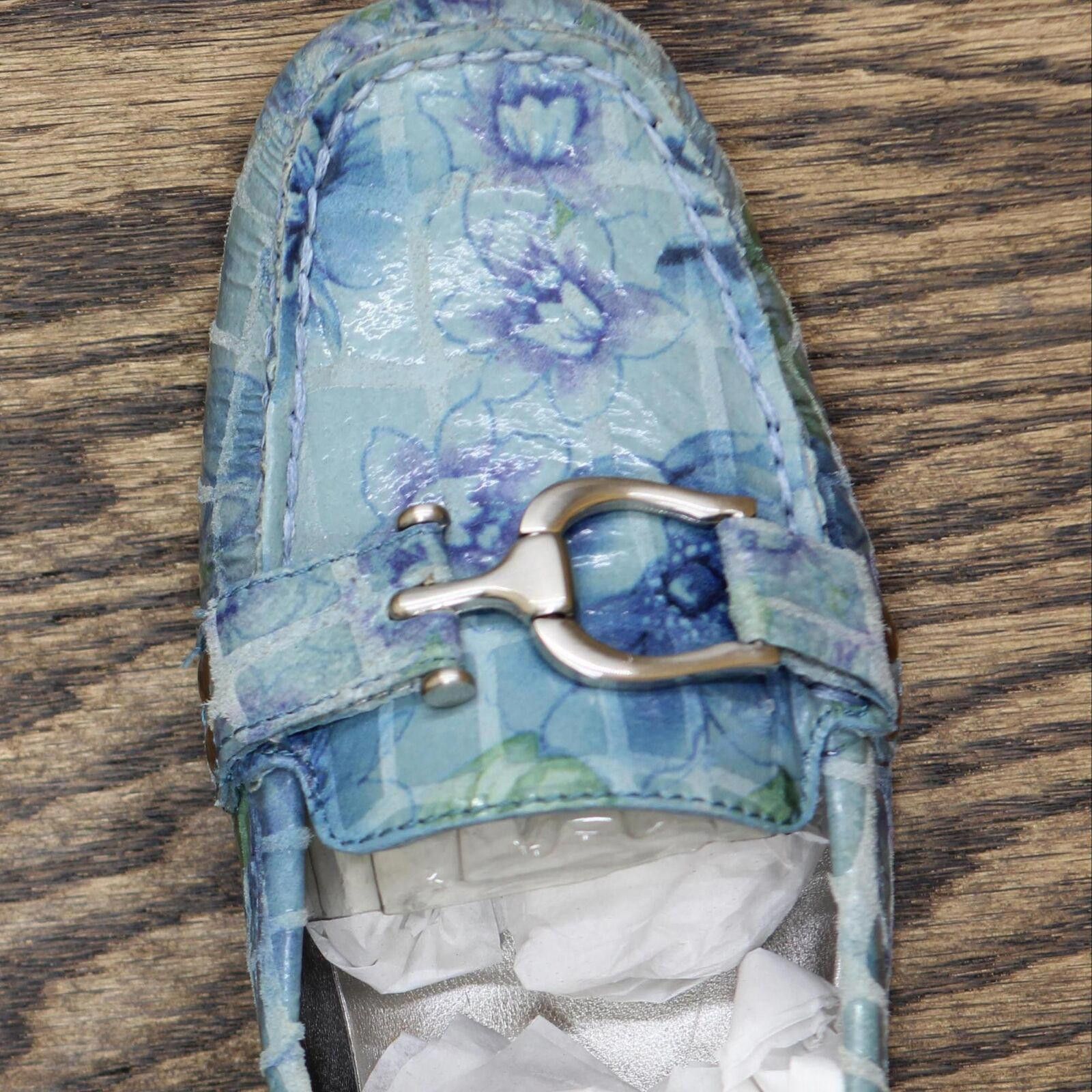 Designer AK Anne Klein Vintage IFLEX AKGREATER Loafers Blue Combo 6M Size US 6 / IT 36 - 8 Thumbnail