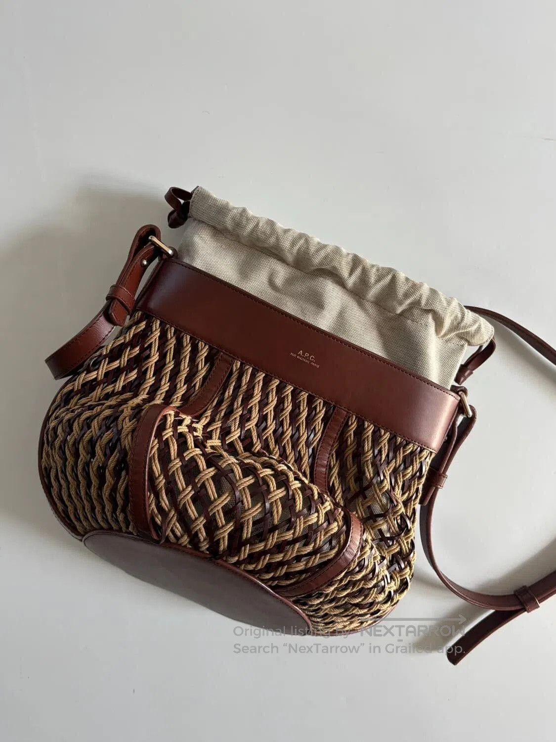 A.P.C. APC Mule Fashion Crossbody Bag. Size ONE SIZE - 1 Thumbnail