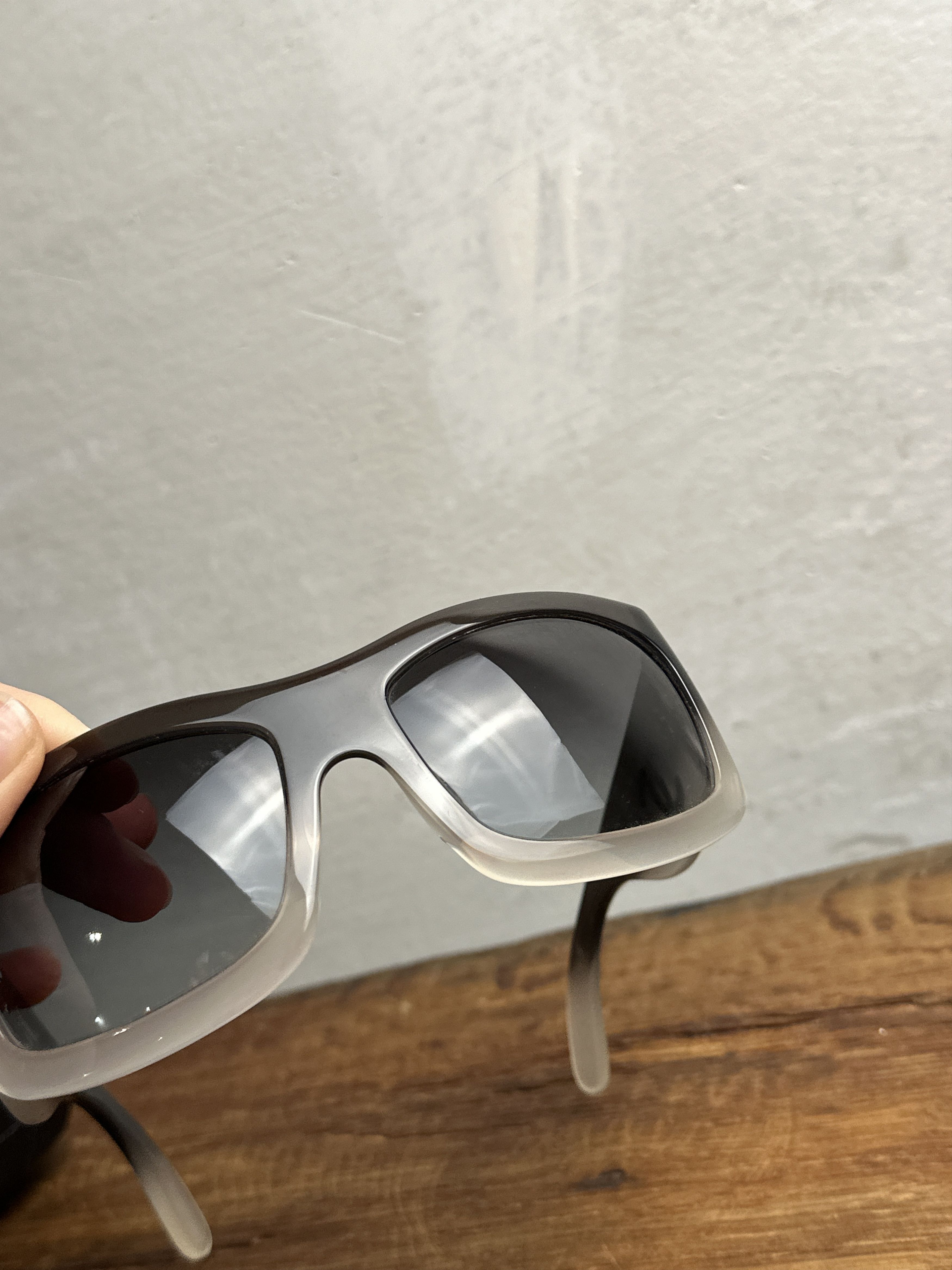 Chanel Vintage Chanel Logo Sunglasses Size ONE SIZE - 5 Thumbnail