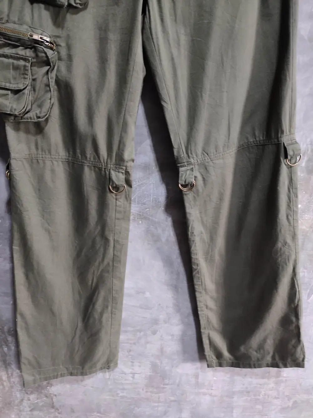 Japanese Brand Clubclubclub Japan Olive Cargo Multipocket Low rise Pants Size US 28 / EU 44 - 4 Thumbnail