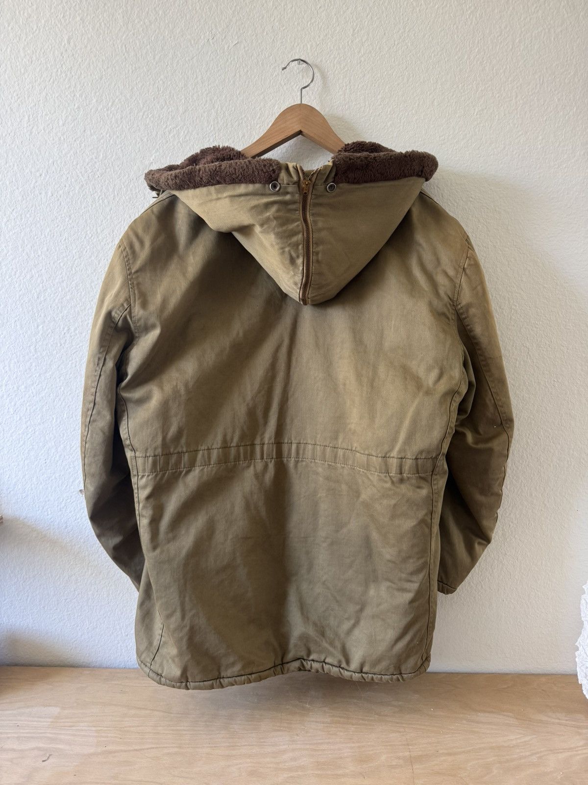 Vintage Vintage Military-Style Parka with Sherpa Hood – Olive Green Size US L / EU 52-54 / 3 - 4 Thumbnail