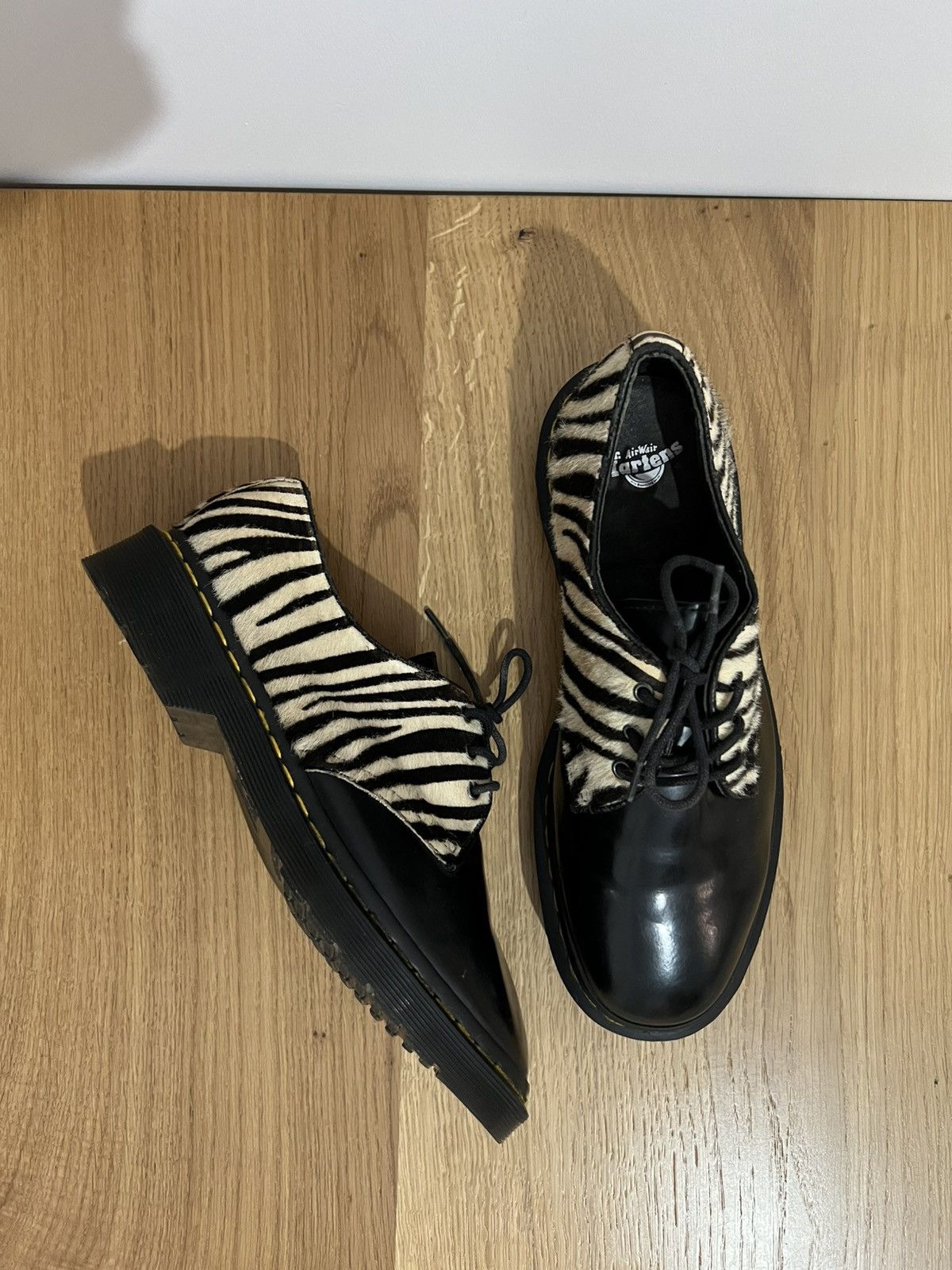 Dr. Martens Dr Martens 1461 Zebra special edition Size US 9 / IT 39 - 5 Thumbnail