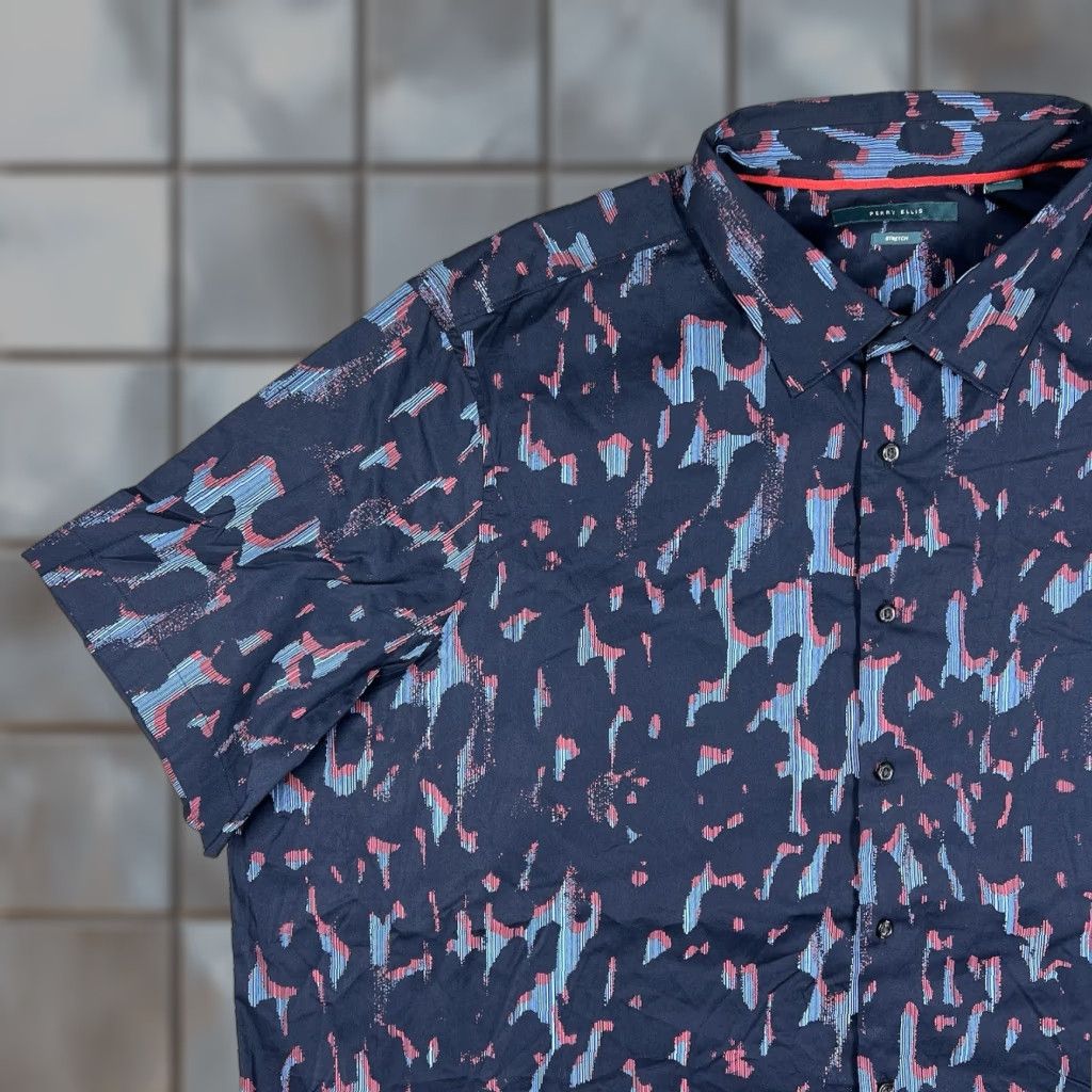Perry Ellis Perry Ellis Men's Button-Up Shirt Short Sleeve All Over Print Blue 3XLT Stretch Casual Travel Regular Mens Size US XXL / EU 58 / 5 - 1 Thumbnail