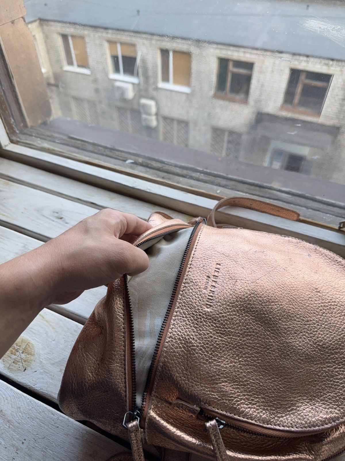 LIEBESKIND BERLIN Vintage LIEBESKIND BERLIN faded Leather backpack pink gold Size ONE SIZE - 16 Thumbnail