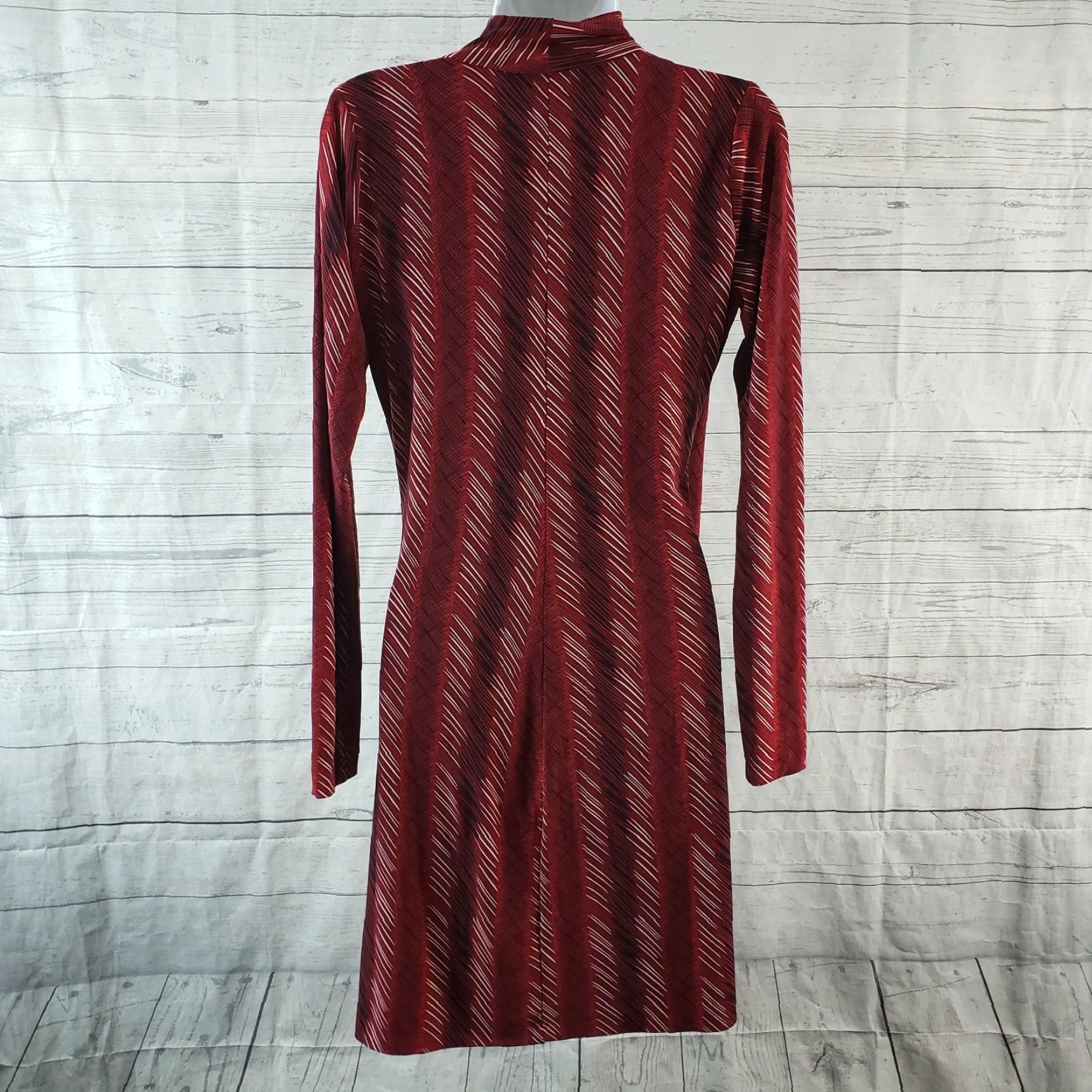 Norma Kamali Norma Kamali Womens Wrap Dress Sz M Red Black Long Sleeve V-Neck Pullover Knee Length Vintage No Size M / US 6-8 / IT 42-44 - 4 Thumbnail