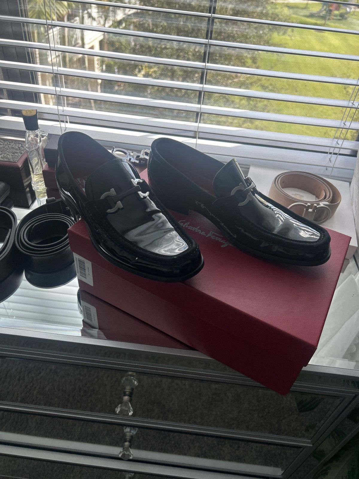 Salvatore Ferragamo Salvatore Ferragamo Grazioso 2 Patent Leather Loafers Size US 8 / EU 41 - 1 Thumbnail
