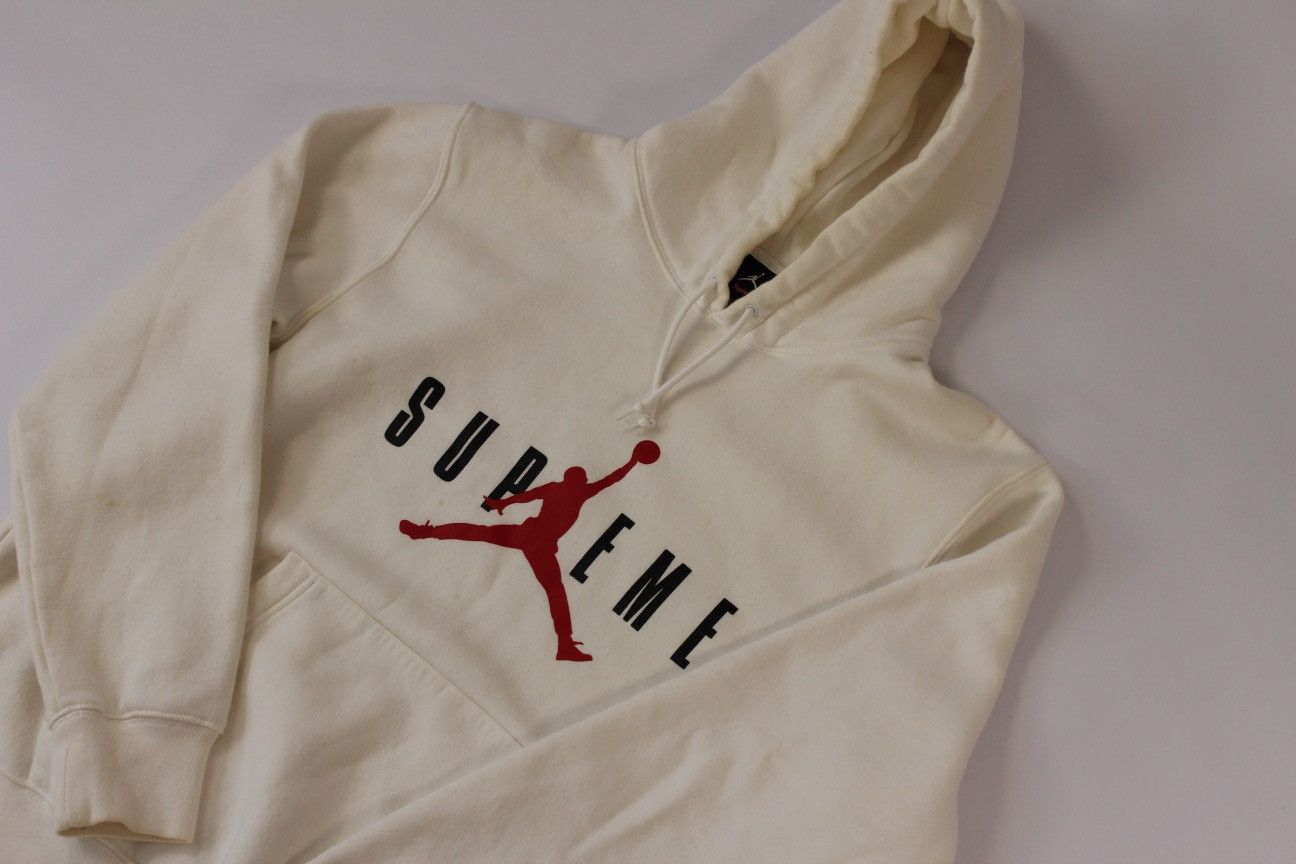 Jordan Brand × Supreme Supreme Jordan Hooded Pullover Size US L / EU 52-54 / 3 - 3 Thumbnail