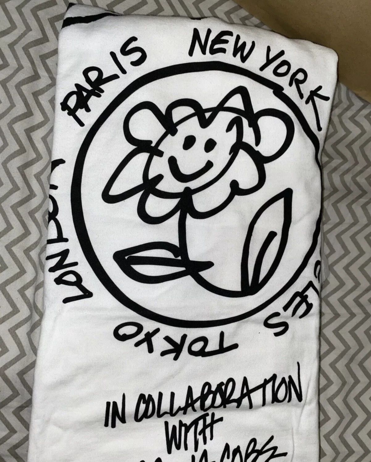 Marc Jacobs 0th anniversary white Stussy tee World Tour (2020) Oversized Size US S / EU 44-46 / 1 - 2 Thumbnail