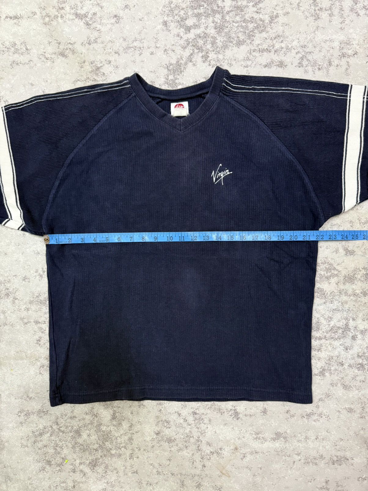 Japanese Brand Vintage Virgin Vneck Raglan Sleeve Sweatshirt Size US M / EU 48-50 / 2 - 12 Thumbnail
