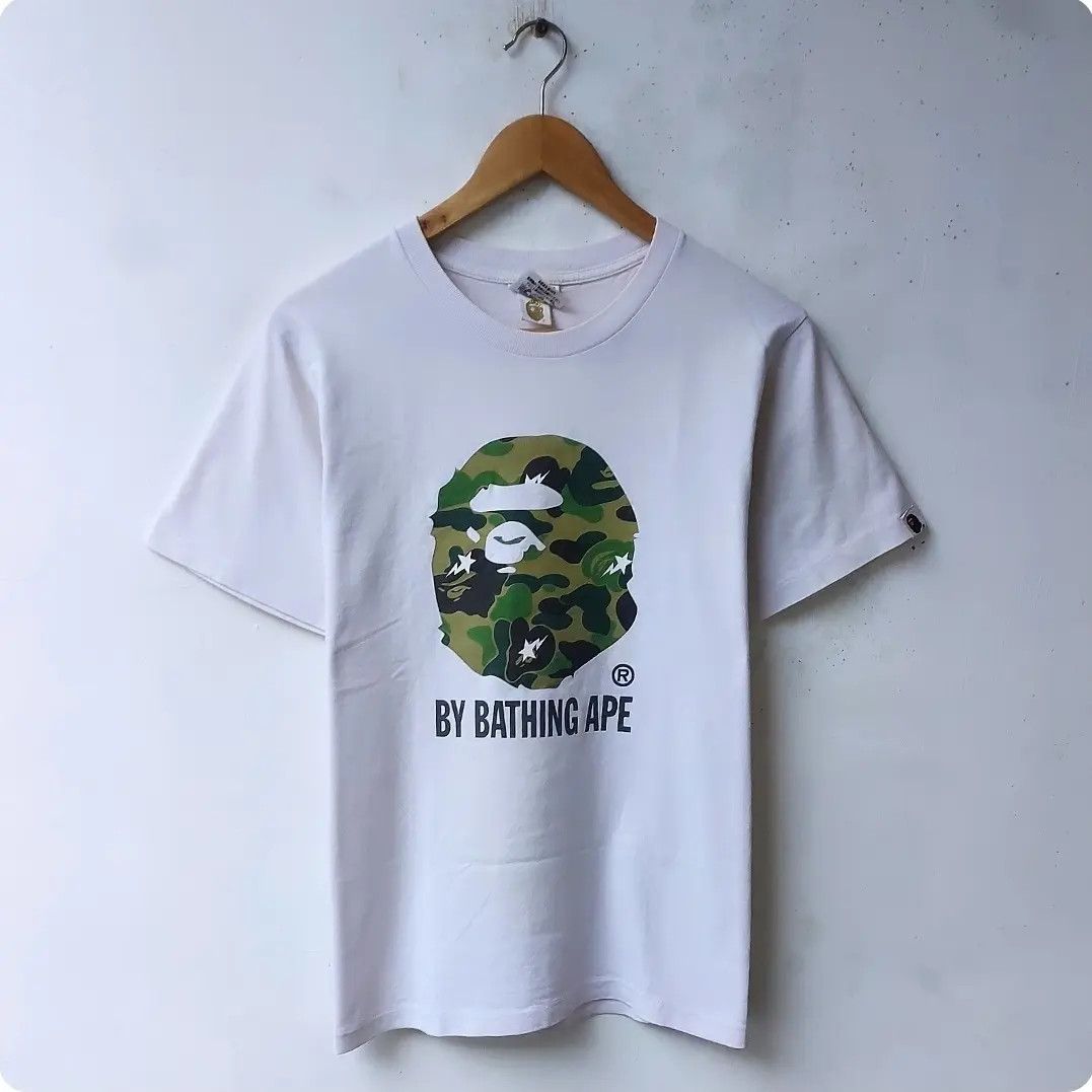 Bape Bape Head Green Camo Tshirt Size US S / EU 44-46 / 1 - 1 Thumbnail