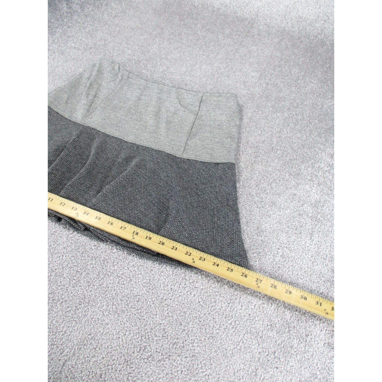Theory Theory Skirt Womens 4 Gray Mini Flare Zip Cotton Blend Size 27" / US 4 / IT 40 - 3 Thumbnail