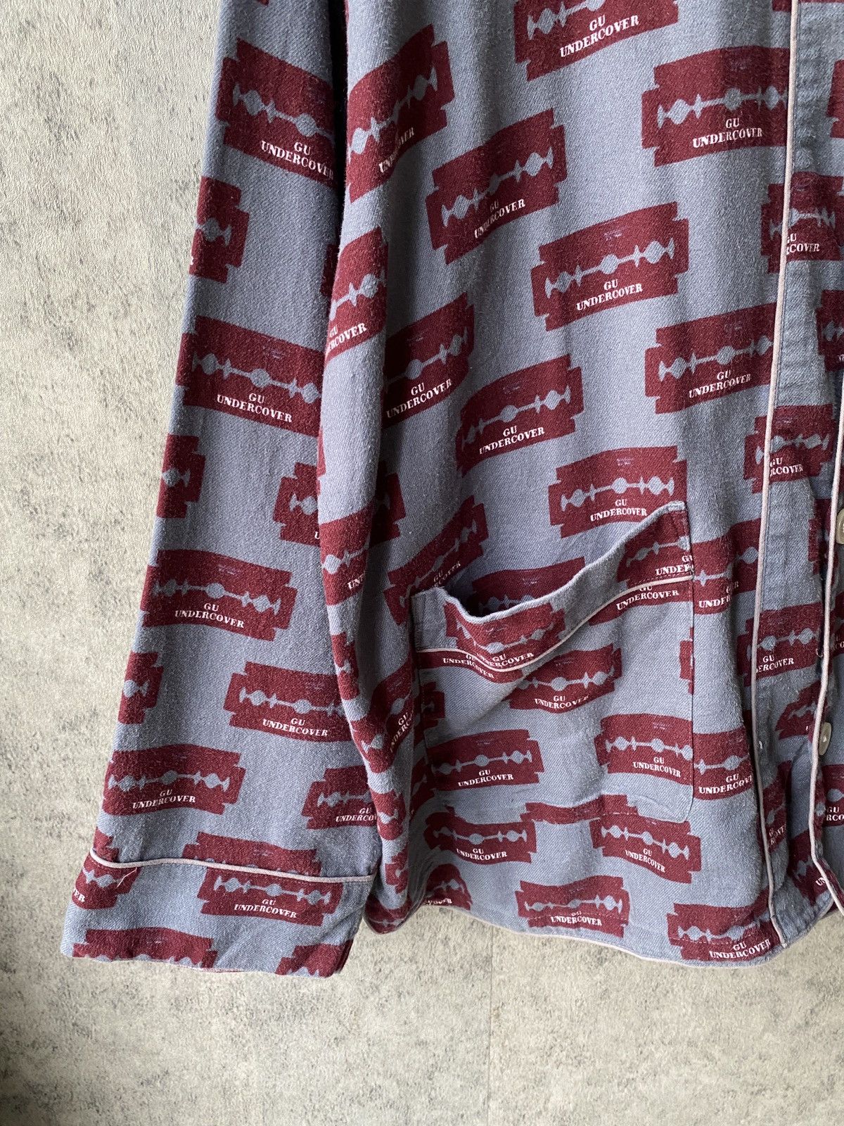 GU × Undercover GU x Undercover Sleepwear Shirt Fullprint Design Size US XXL / EU 58 / 5 - 6 Thumbnail