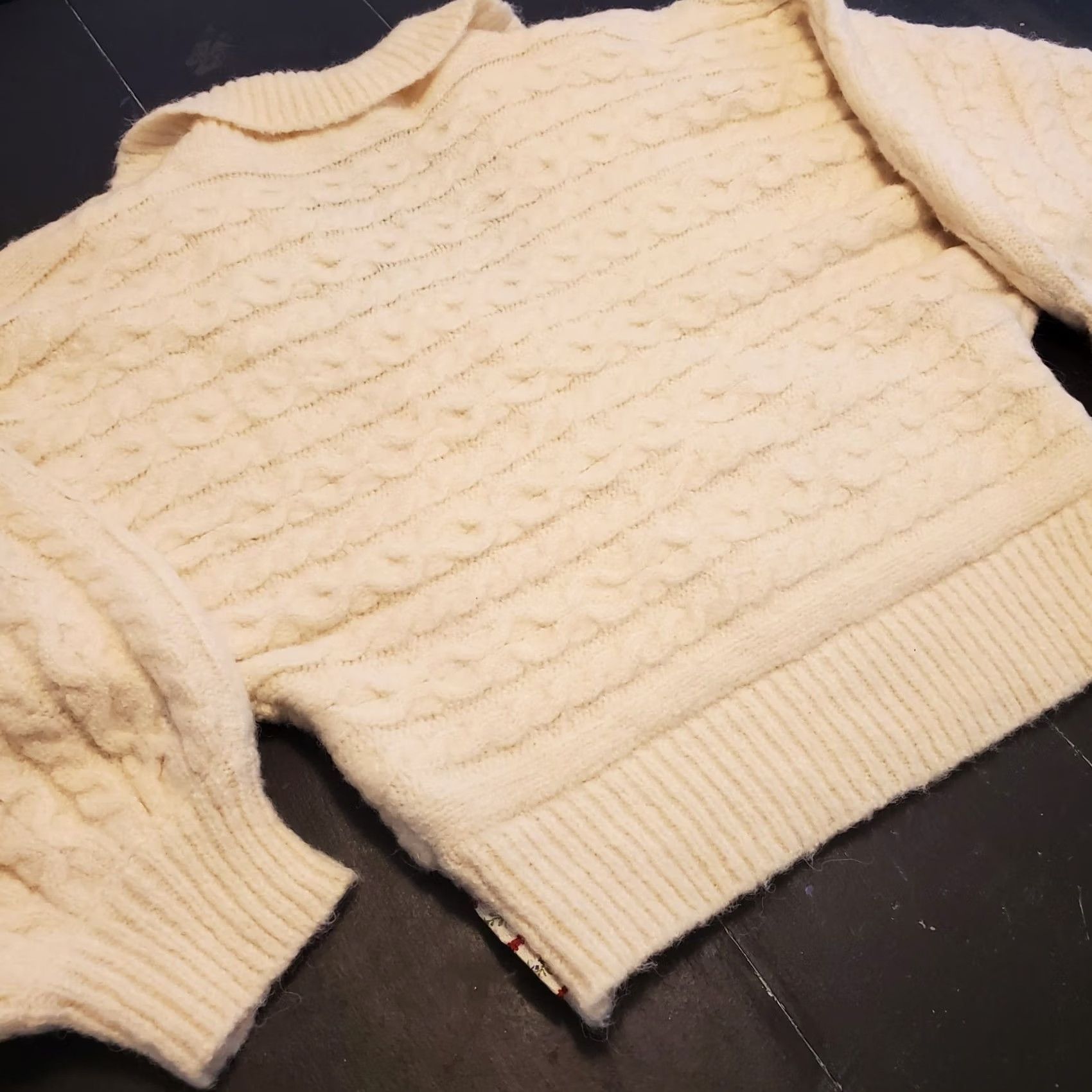 Vintage POL Anthropologie Sweater Small Cream Cable Knit Faux Wrap Balloon Sleeve Size S / US 4 / IT 40 - 5 Thumbnail