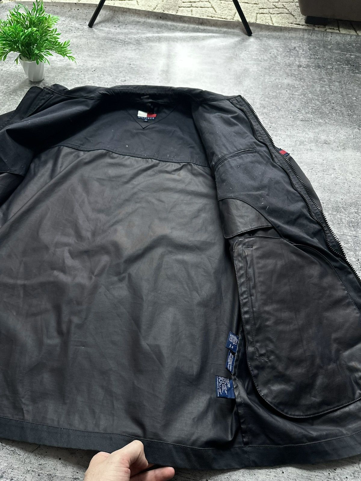 Tommy Hilfiger Vintage Tommy Hilfiger 3 in 1 Down Puffer Jacket Hype Coat Size US M / EU 48-50 / 2 - 13 Thumbnail