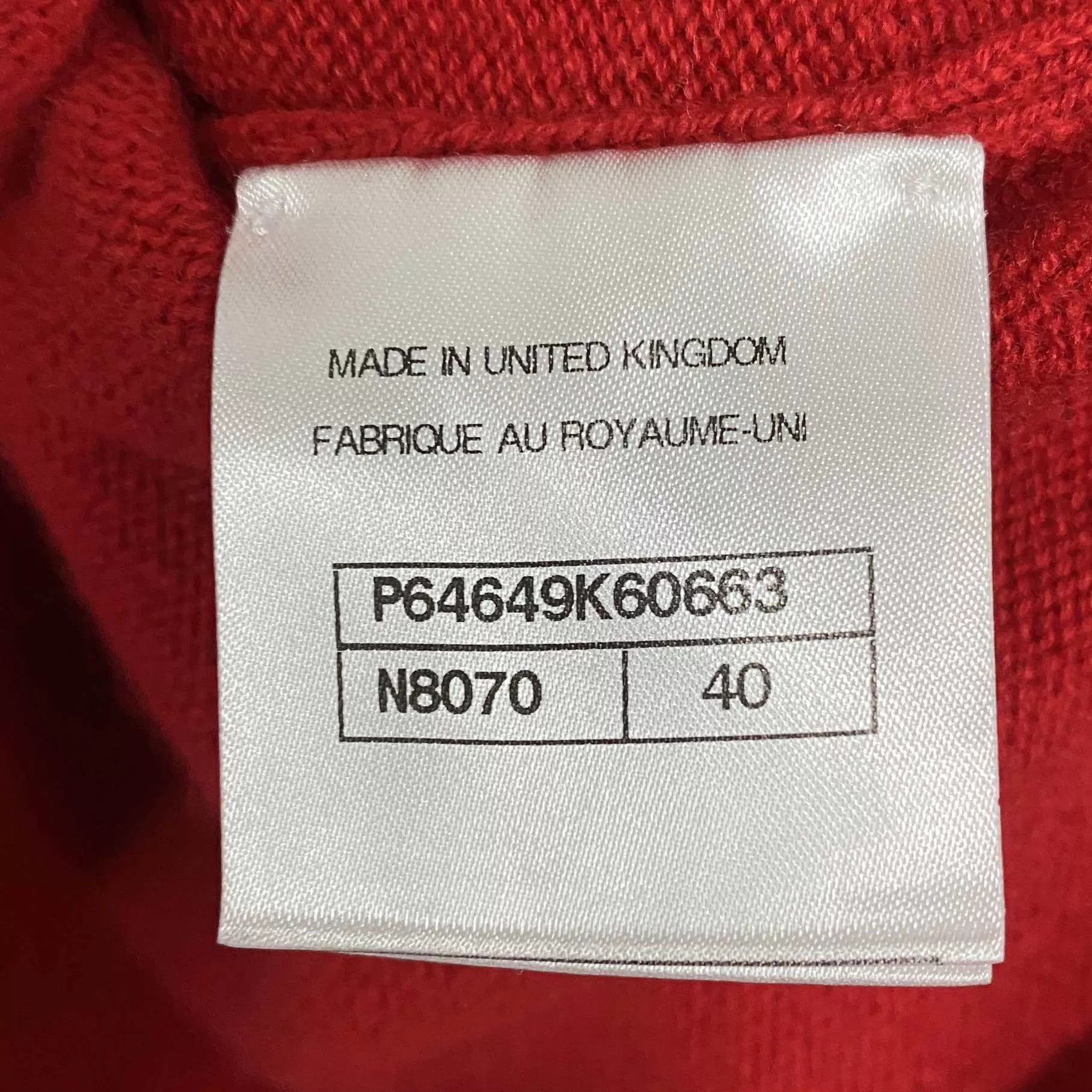 Chanel Chanel Women's Red Gold Button Cashmere Cardigan 40 Size M / US 6-8 / IT 42-44 - 4 Thumbnail
