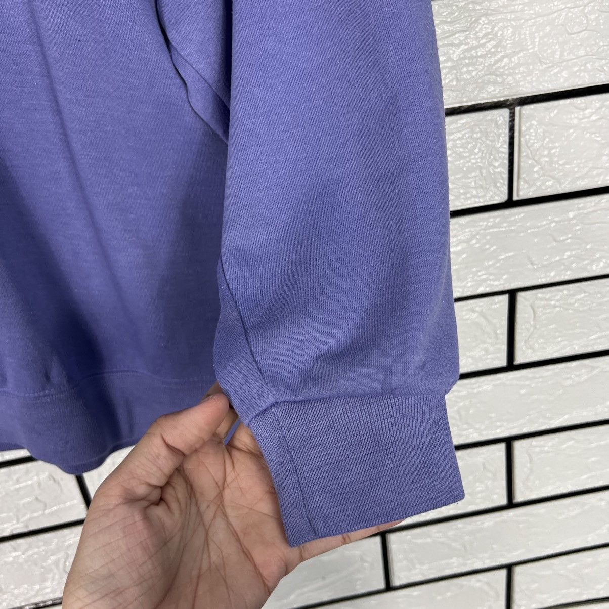 Vintage VALENTINO CHRISTY Big Logo Crewneck Sweatshirt #4099-C186 Size US L / EU 52-54 / 3 - 8 Thumbnail
