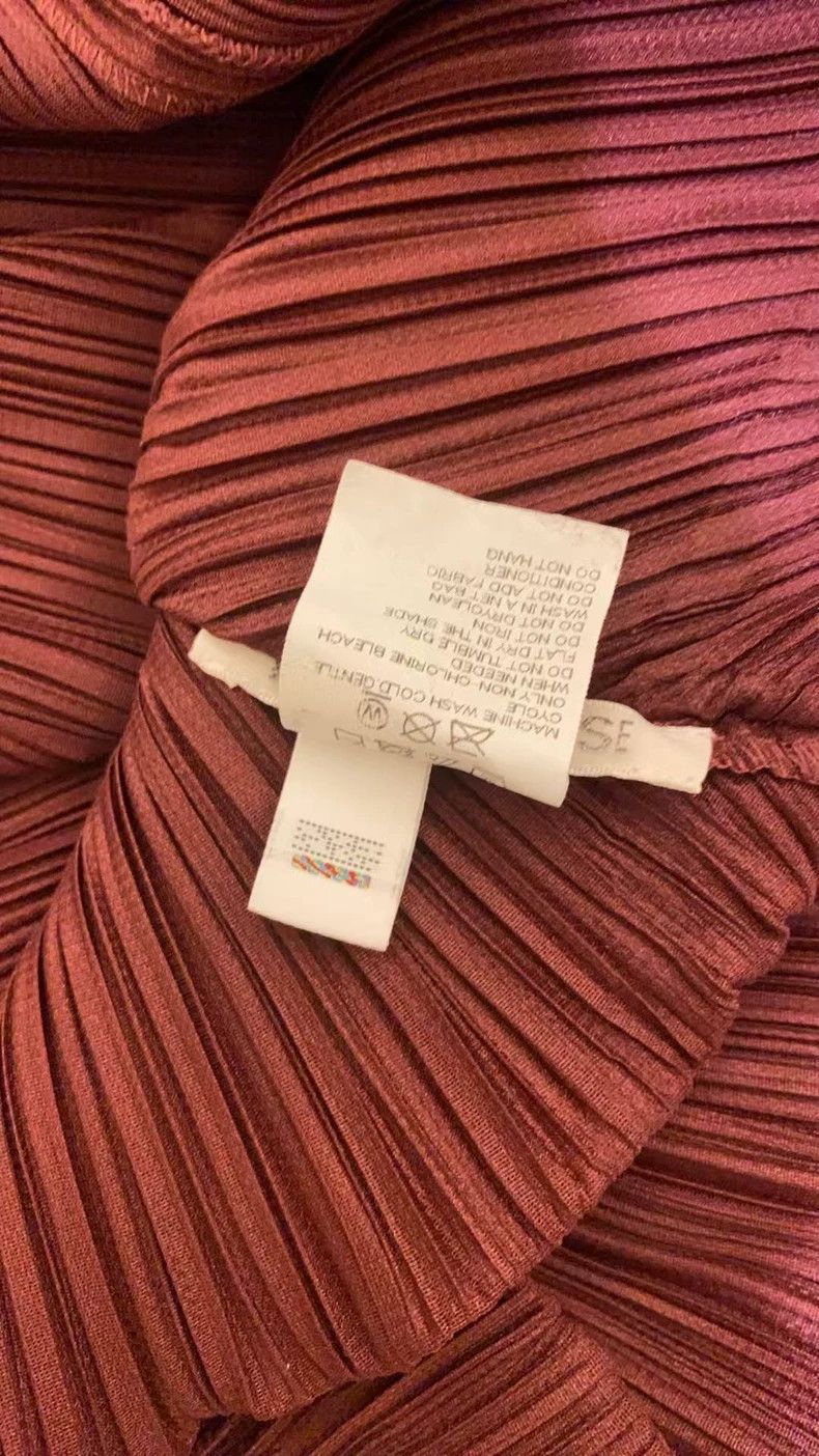 Issey Miyake Issey Miyake size:5 Bordeaux red shining dress Size XS / US 0-2 / IT 36-38 - 5 Thumbnail