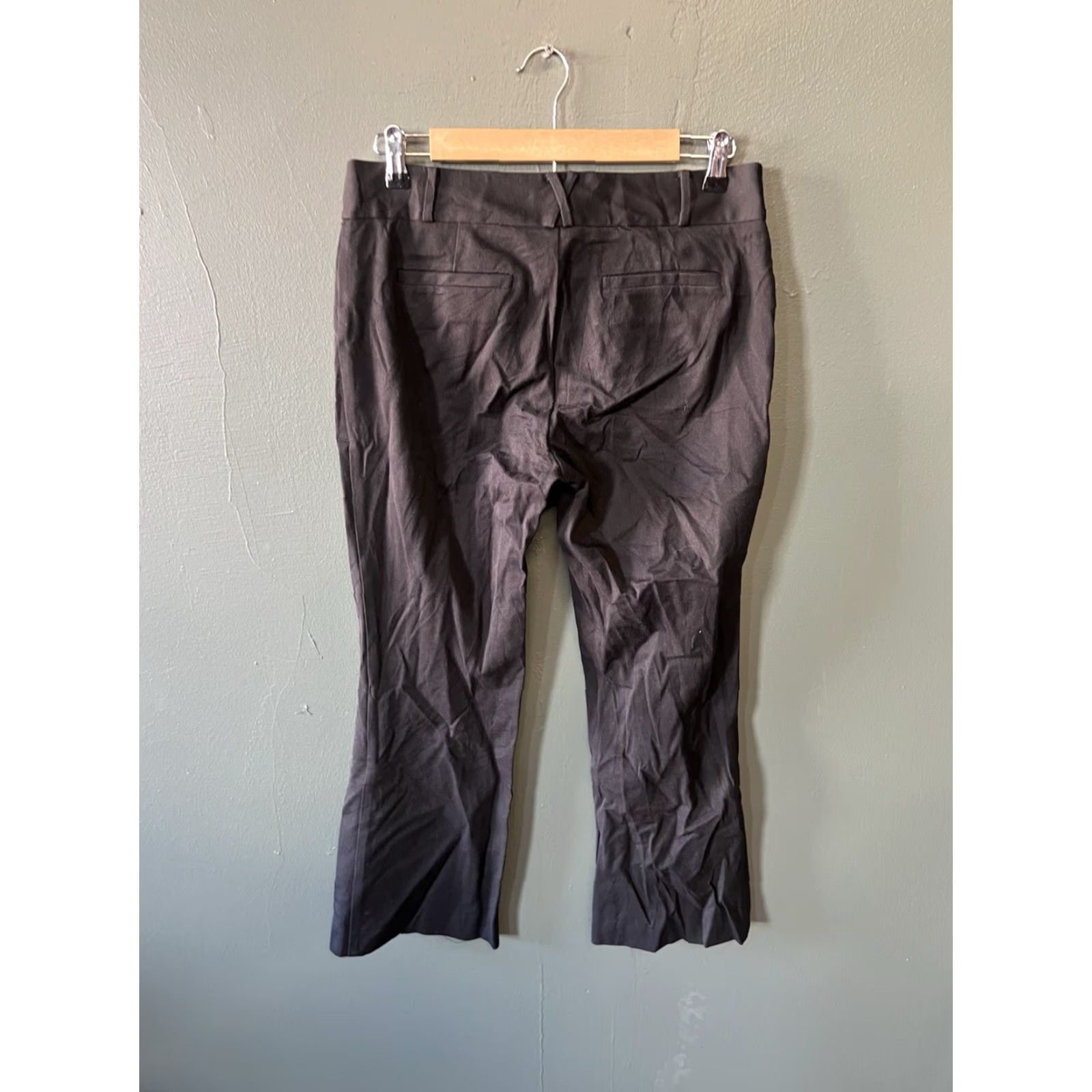 Anthropologie Anthropologie Pants Women 8 Black The Essential Crop Flare Pant Size 30" / US 8 / IT 44 - 2 Thumbnail