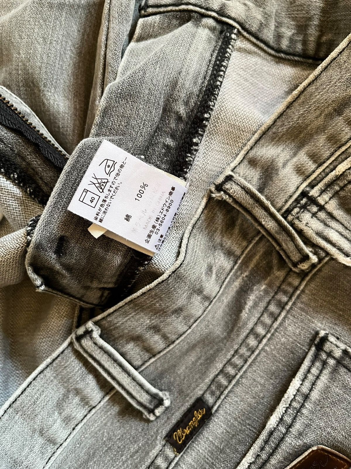 Wrangler SALES🔥Vintage Wrangler Flared Faded Wash Distressed Jeans Size US 31 - 11 Thumbnail
