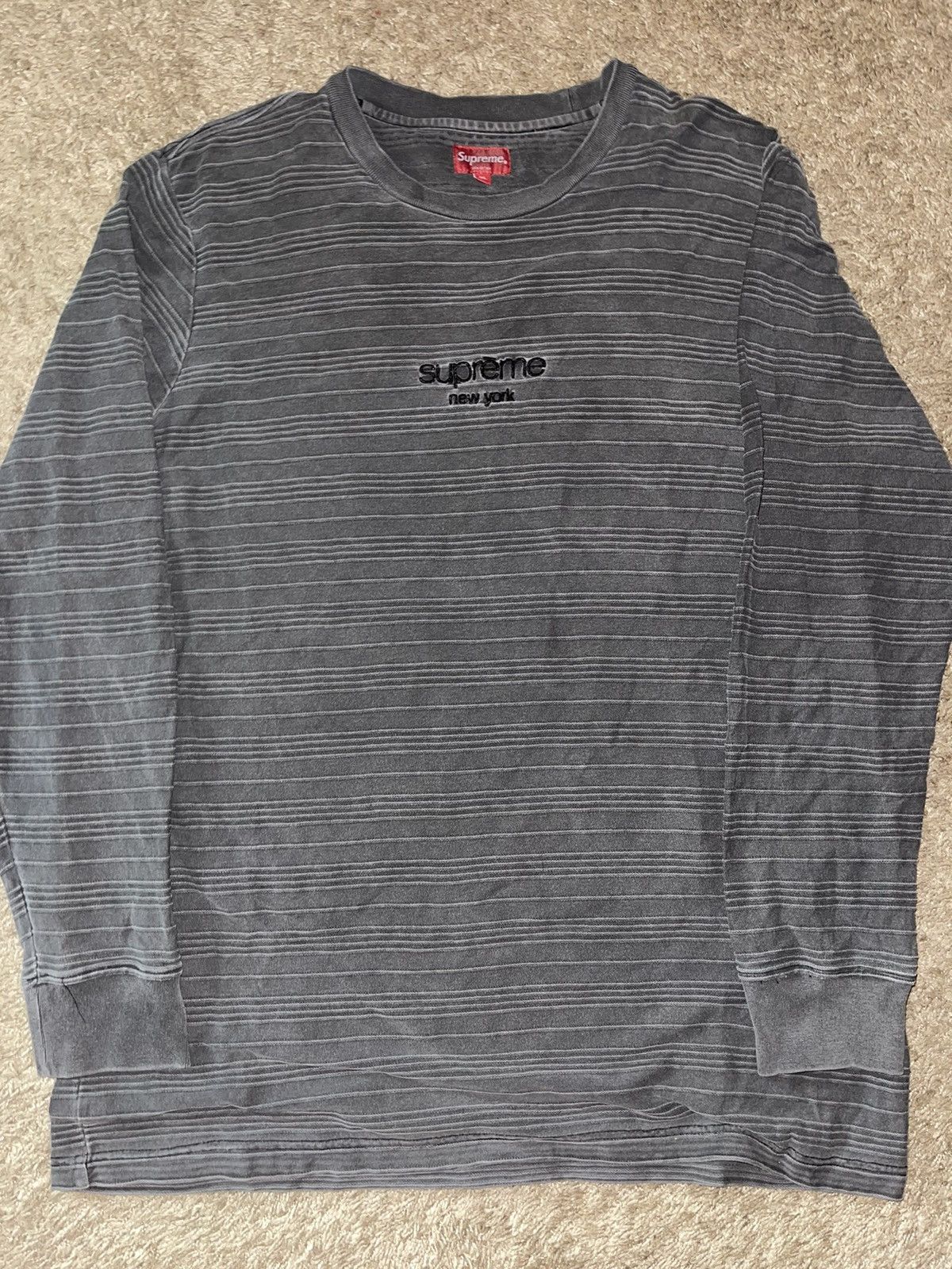 Supreme FW16 Raised Stripe Supreme Long Sleeve Tee XL Size US XL / EU 56 / 4 - 2 Thumbnail