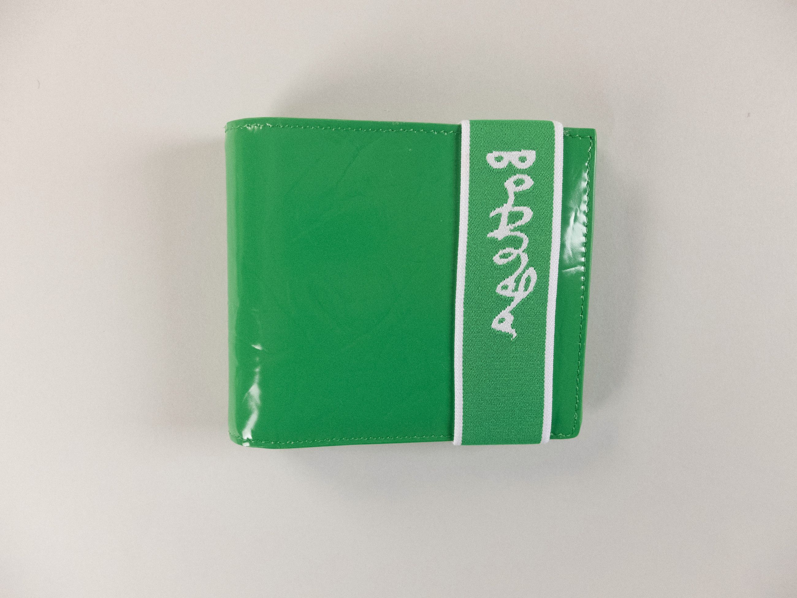 Bottega Veneta BOTTEGA VENETA green white glossy leather strap wallet Size ONE SIZE - 1 Thumbnail
