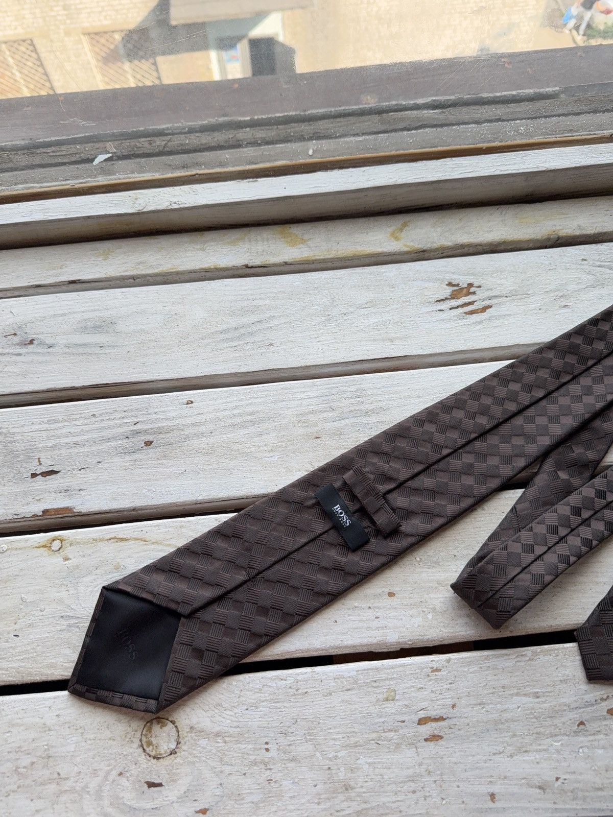 Designer × Hugo Boss Hugo Boss Brown Geometric Silk Tie Checkered Pattern Size ONE SIZE - 6 Thumbnail