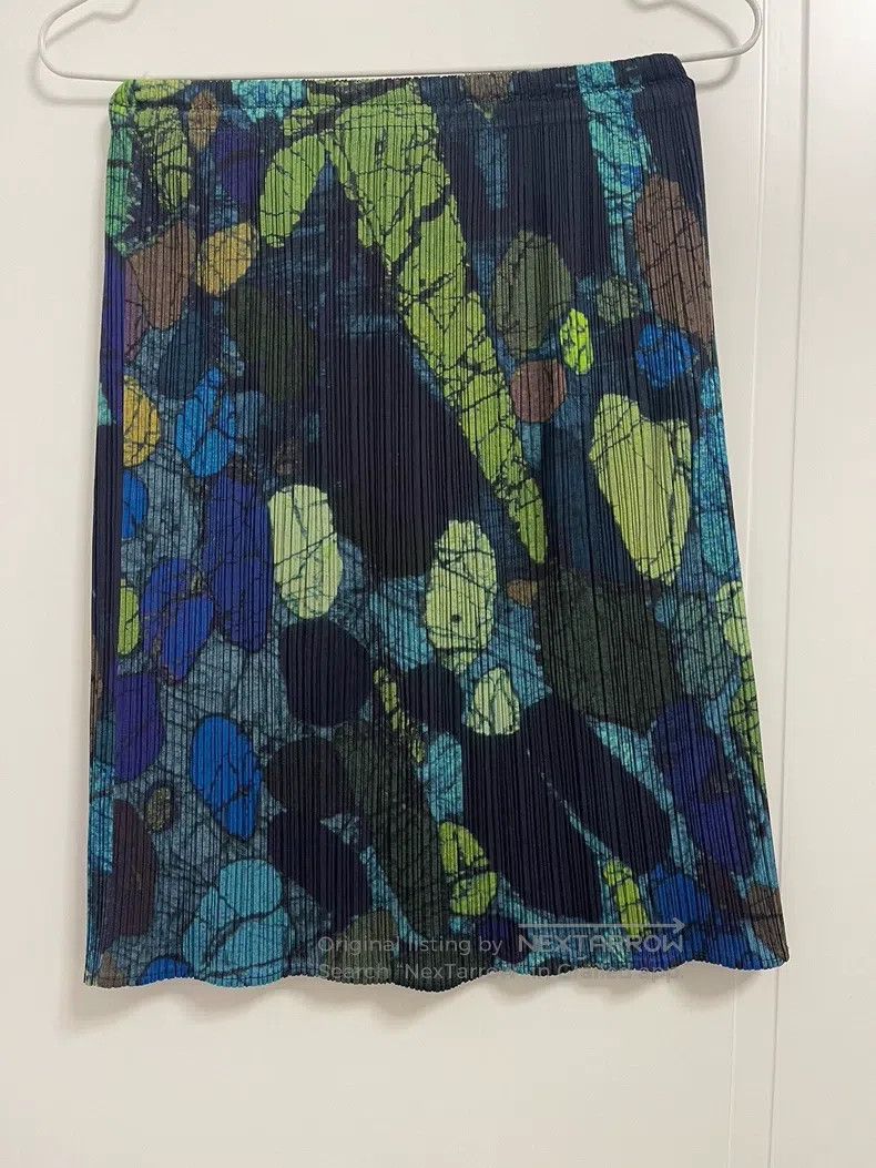 Issey Miyake Issey Miyake Rock Texture Midi Skirt Size 25" / US 0 / IT 36 - 2 Thumbnail
