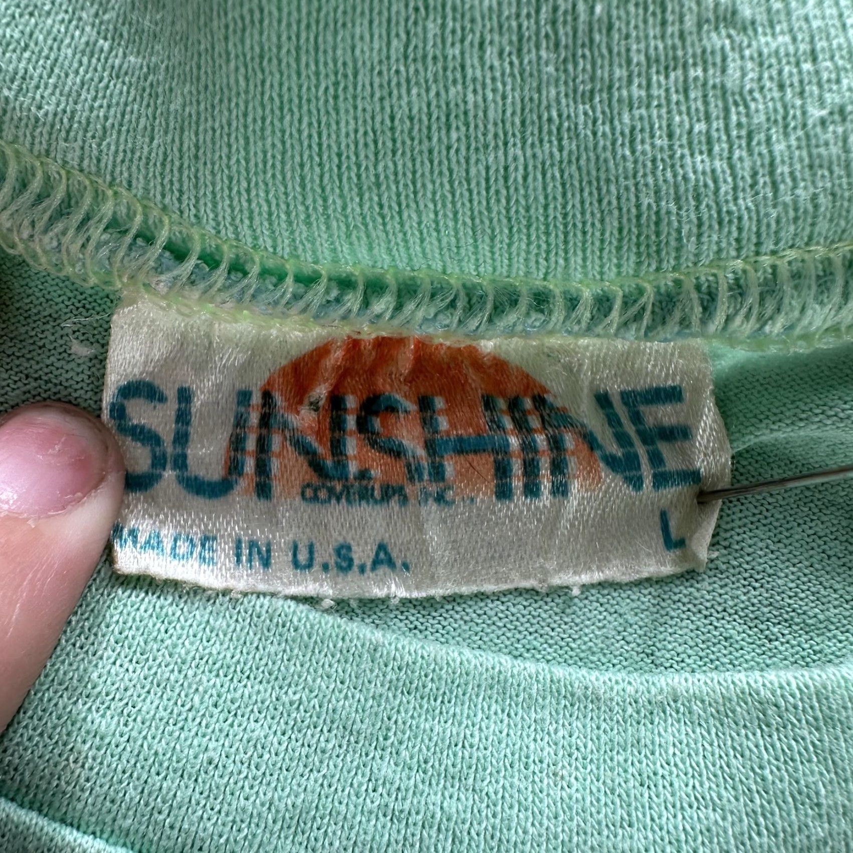 Vintage VINTAGE Sun Your Buns Shirt Mens Large Green Bunny Graphic Florida 80s Size US L / EU 52-54 / 3 - 5 Thumbnail
