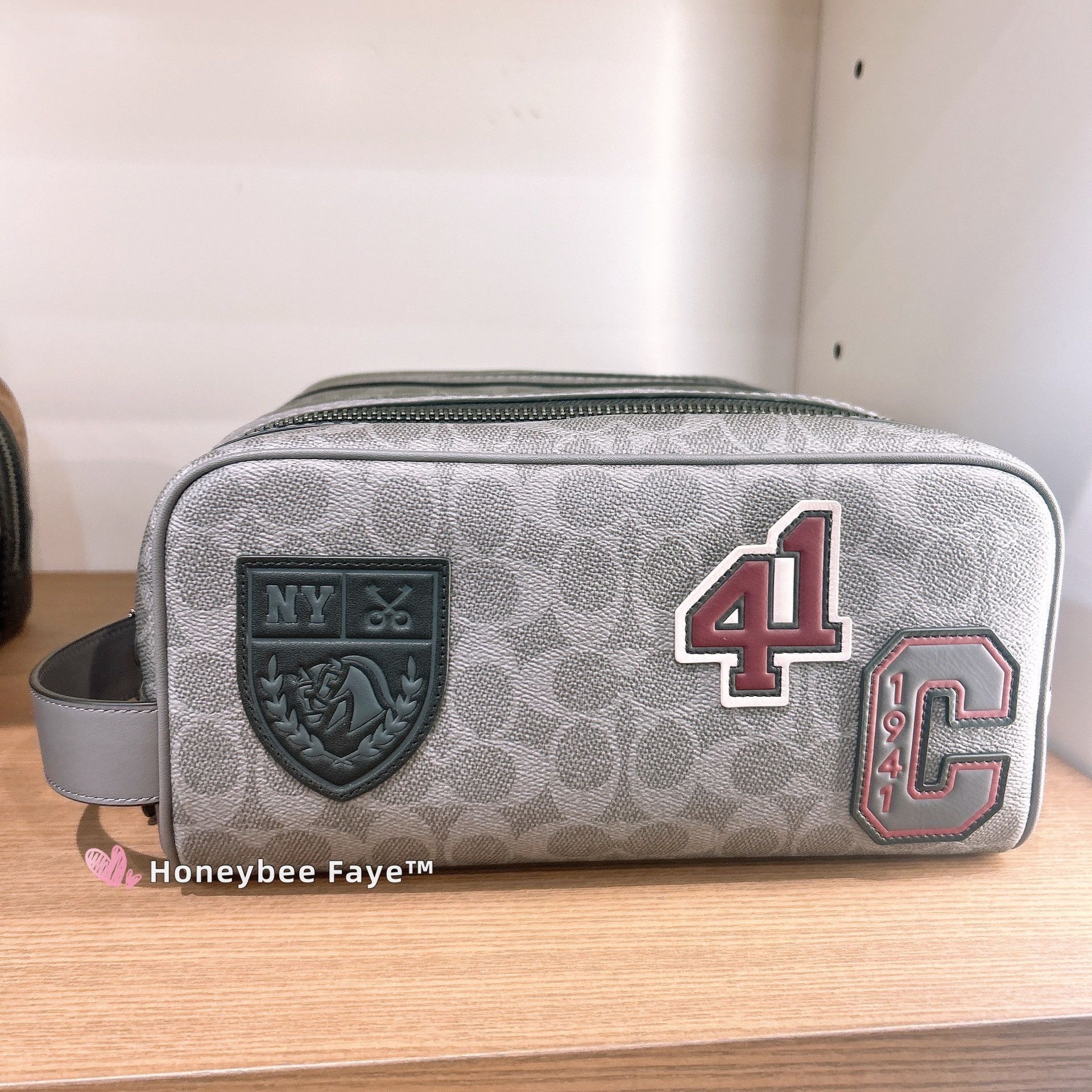 Coach Large Travel Kit In Signature Canvas With Patches CCF36 Size ONE SIZE - 2 Thumbnail