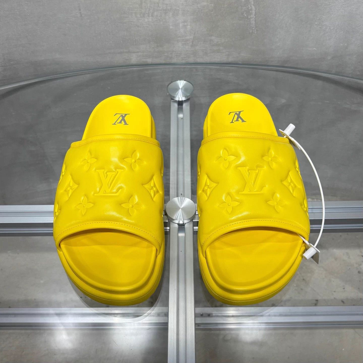 Louis Vuitton LV embossed allover print yellow slippers UK10 (44) Size US 11 / EU 44 - 1 Thumbnail