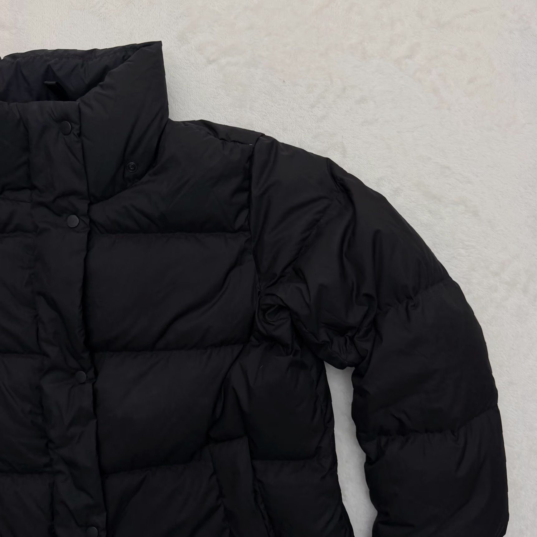 Lululemon Lululemon Jacket Womens 10 Black Down Puffer Insulated Full Zip Warm Winter Regular Zip Size L / US 10 / IT 46 - 3 Thumbnail