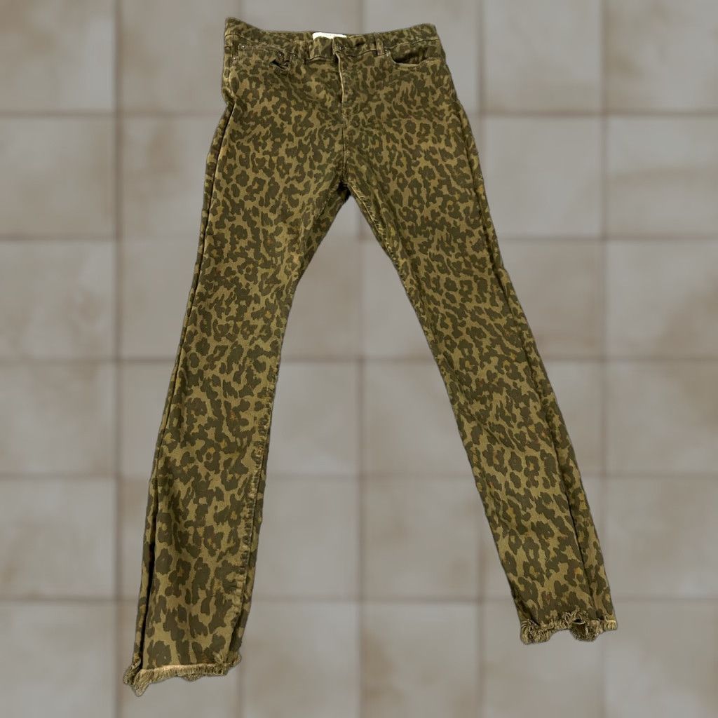 Zara Zara Jeans Womens 10 Skinny Denim Stretch Blue Distressed 5-Pocket Zipper Mid Rise Inseam 27 Brown Olive Green Leopard Pattern designer Modern 10 Size 32" / US 10 / IT 46 - 1 Thumbnail