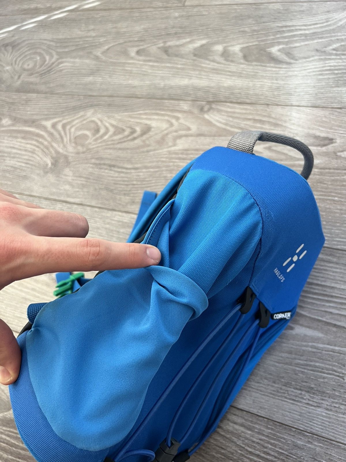 Haglofs ‼️Haglofs Corker X-Small Side Zip Pocket Backpack‼️ Size ONE SIZE - 21 Thumbnail