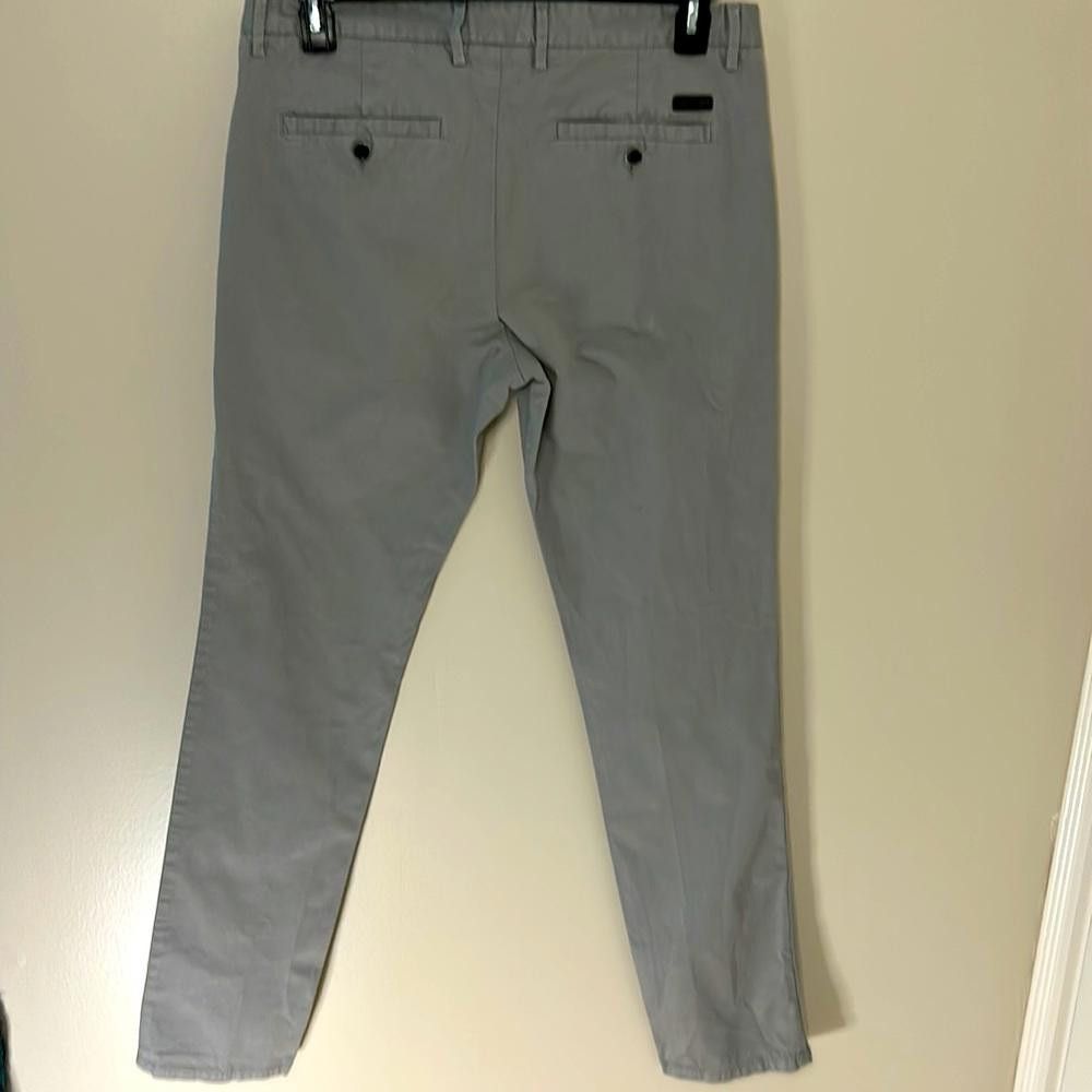Hugo Boss Hugo Boss - Slim Stretch Chinos - 32R - 97% ctn 3% elastic Size US 32 / EU 48 - 7 Thumbnail