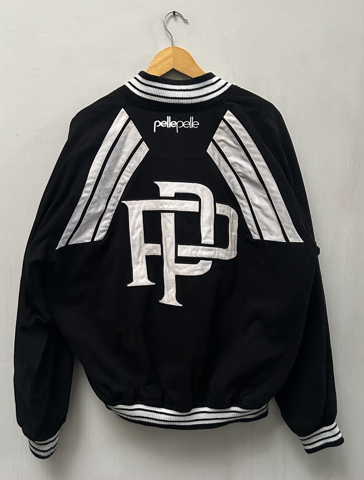 Vintage 90s Pelle Pelle Varsity Jacket Size US XL / EU 56 / 4 - 1 Thumbnail