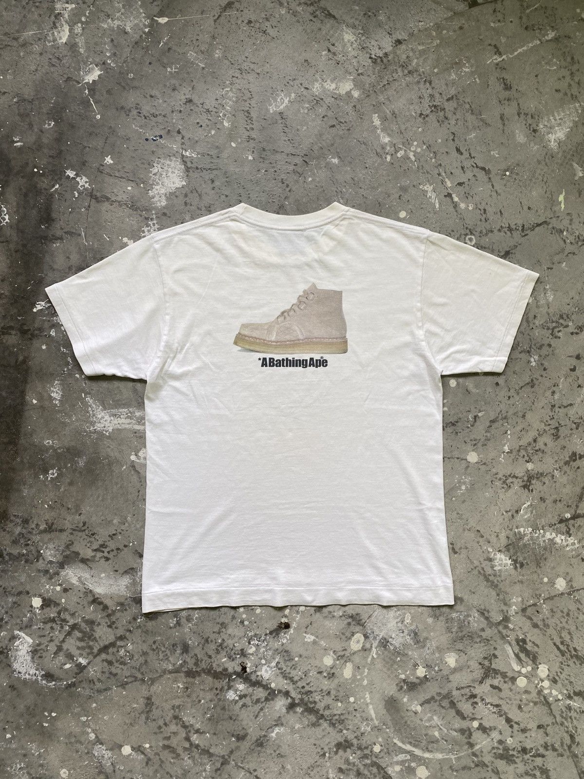 Bape Vintage BAPE Manhunt A Bathing Ape Tee Nigo Era Size US M / EU 48-50 / 2 - 3 Thumbnail
