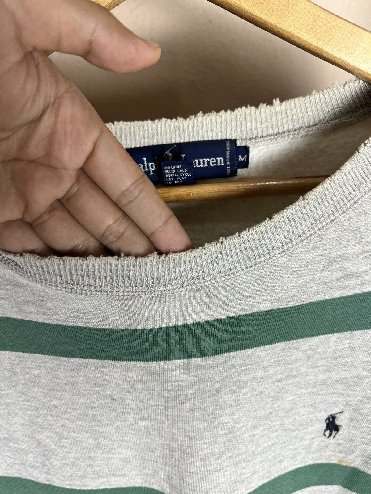 Polo Ralph Lauren Polo Ralph Lauren Vintage Striped Sweatshirt Worn Distressed Size US M / EU 48-50 / 2 - 4 Thumbnail