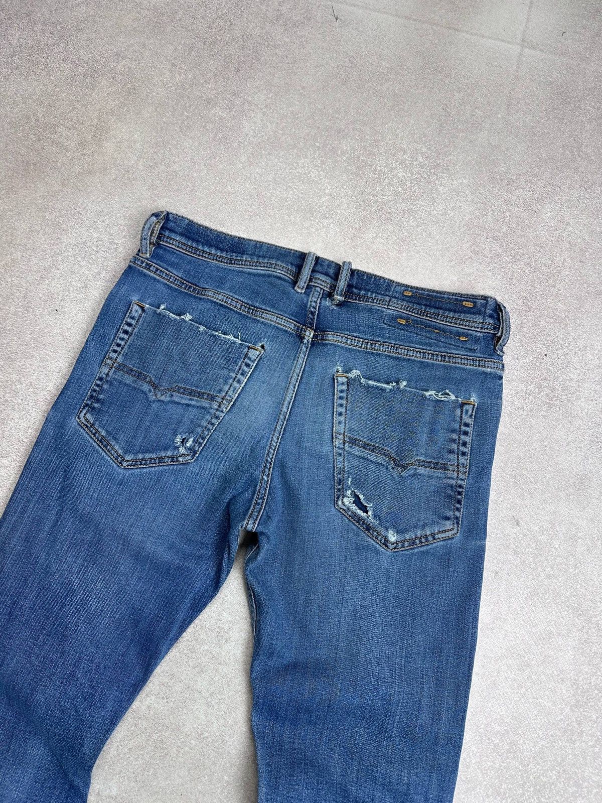 Diesel Vintage Diesel Distressed Y2K Slim Jeans 32 Size US 32 / EU 48 - 4 Thumbnail