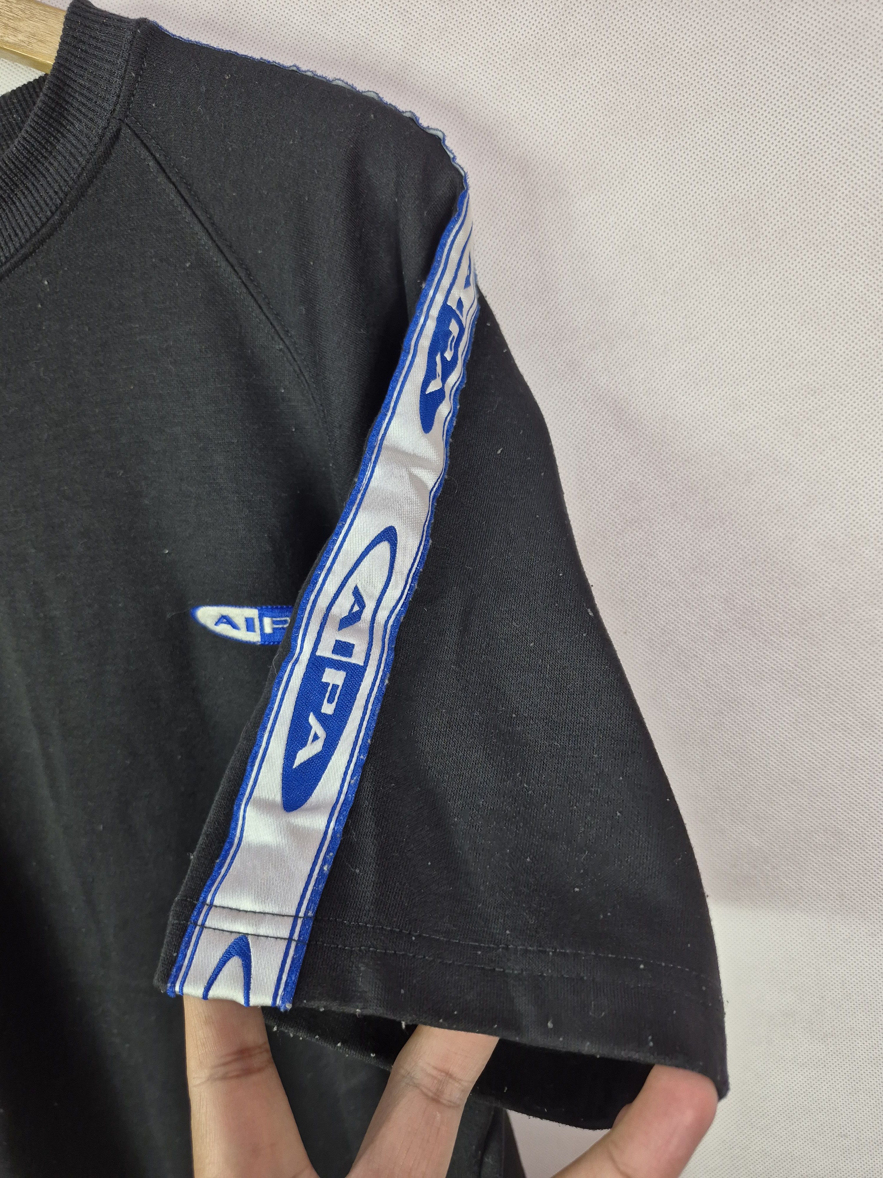 Vintage 🔥 Ben Aipa International Board Wear Surf Tee Size US L / EU 52-54 / 3 - 4 Thumbnail