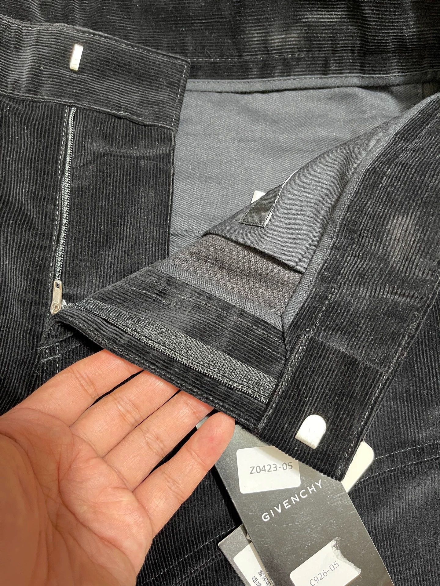Givenchy Givenchy Black Corduroy Slim Trousers 50 Size US 34 / EU 50 - 4 Thumbnail