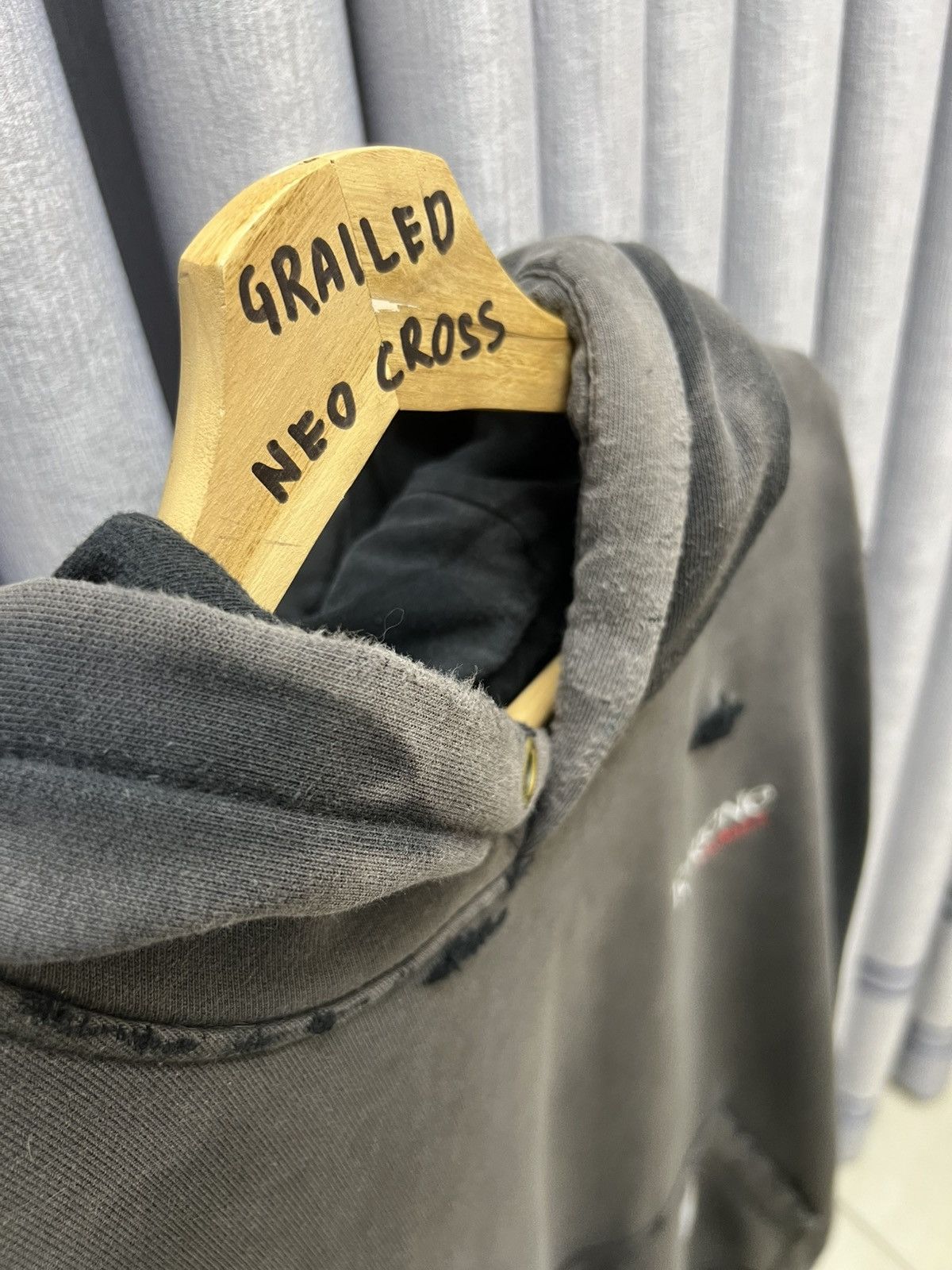 Carhartt THRASHED FADED CARHARTT DISTRESSED OVERSIZE BLANK HOODIE Size US XL / EU 56 / 4 - 7 Thumbnail
