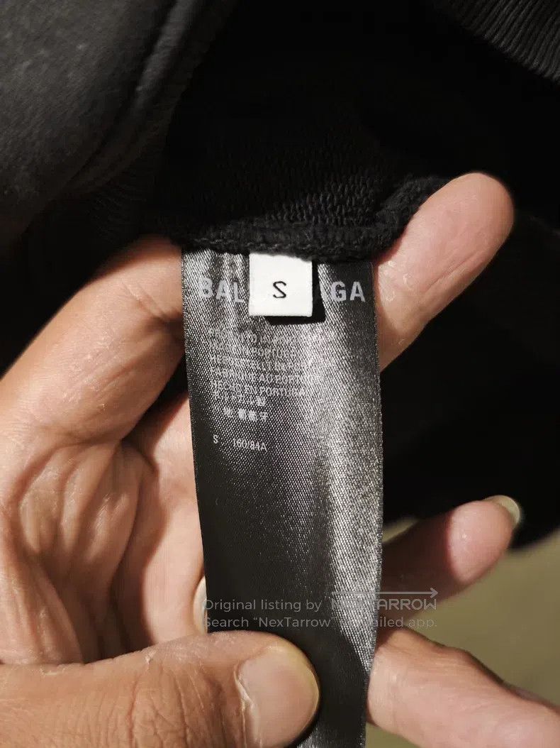 Balenciaga Balenciaga Solid Color Logo Letter Long Sleeve Hoodie Size US S / EU 44-46 / 1 - 6 Thumbnail