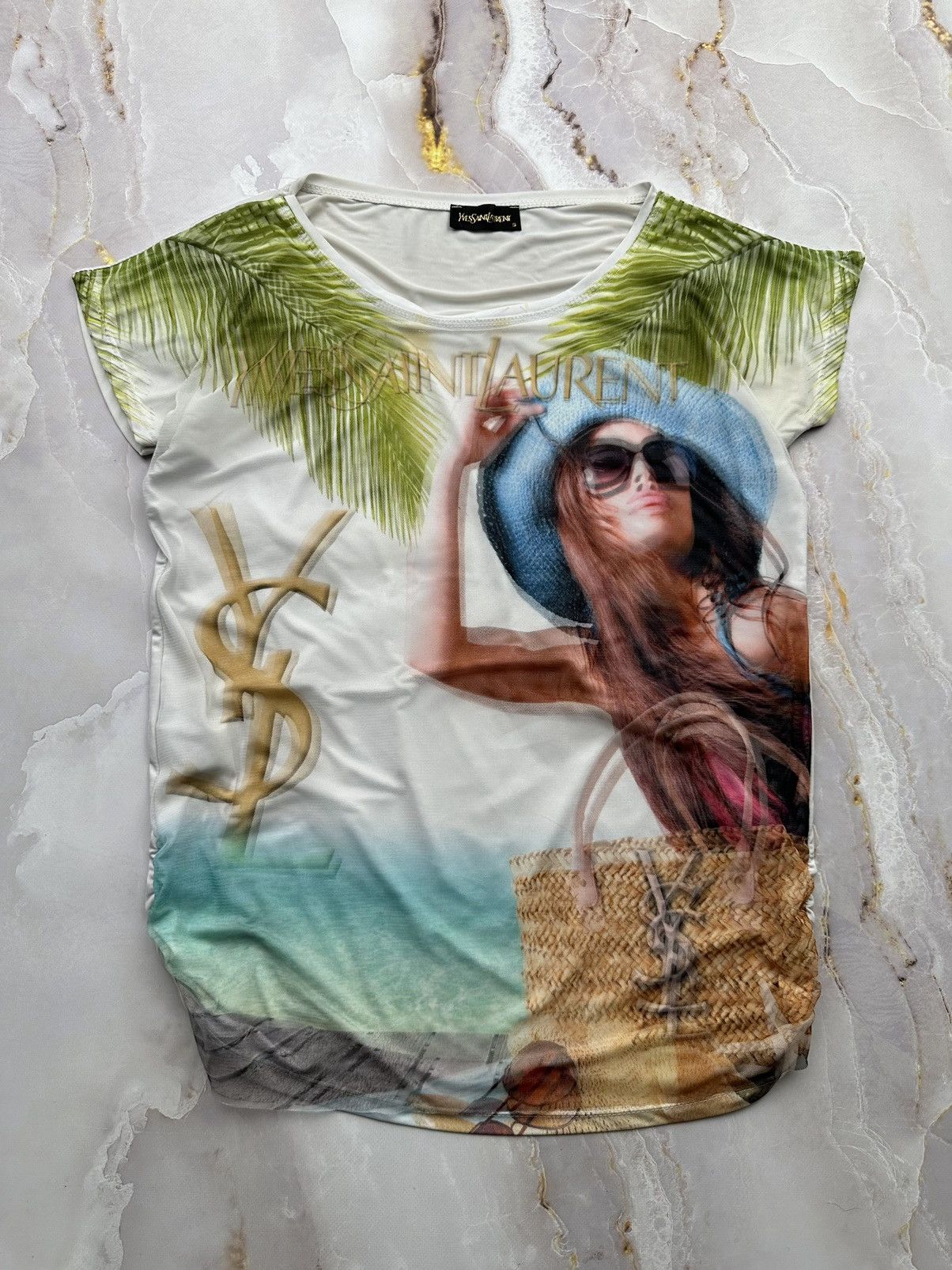 Japanese Brand Vintage Printed T-Shirt With Mesh Insert Size S / US 4 / IT 40 - 1 Thumbnail
