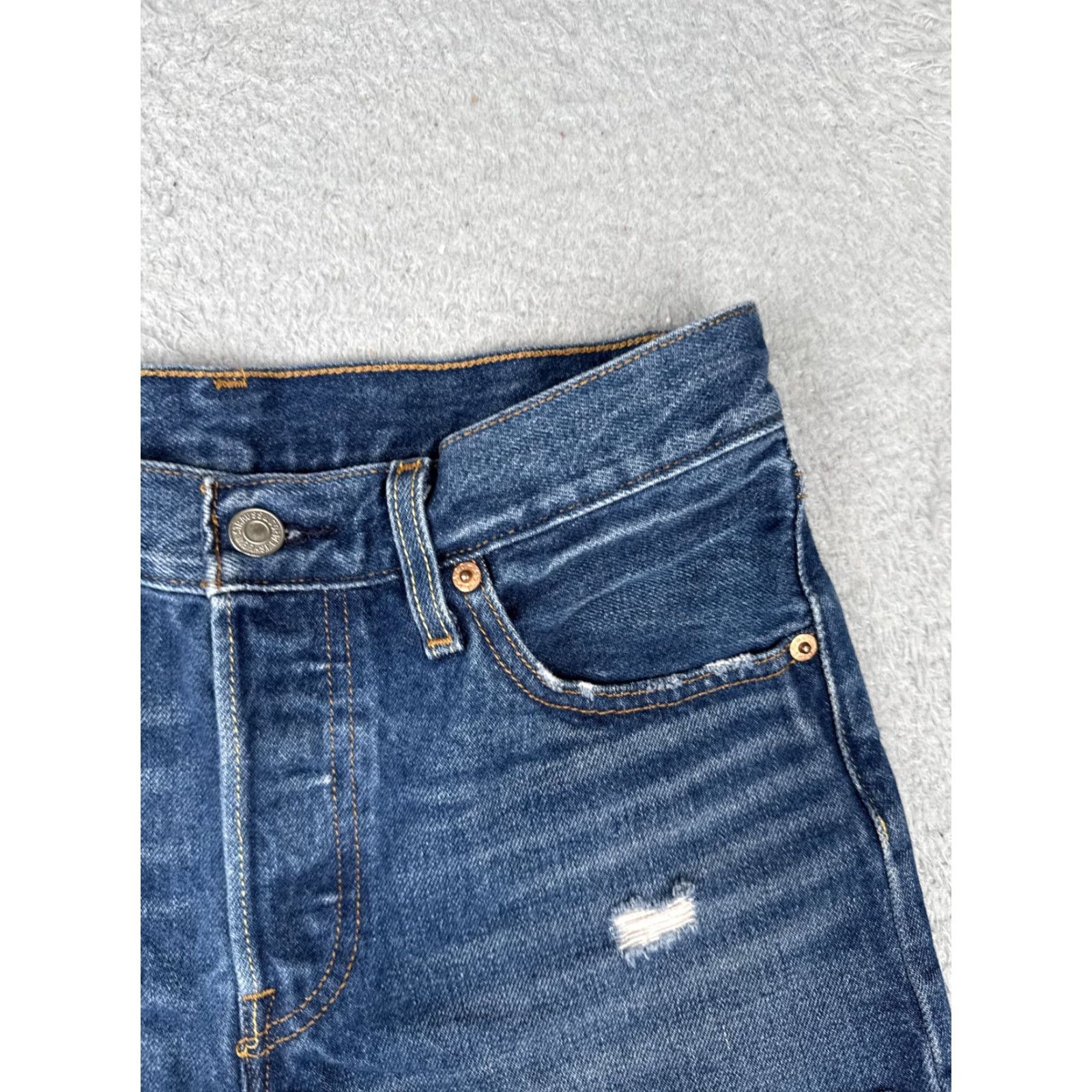Levi's VINTAGE Levis 501 Shorts Womens 25x2 Blue Denim Button Fly Cutoff Distressed High Rise Casual 5-Pocket Womens Size 42" / US 20 - 5 Thumbnail